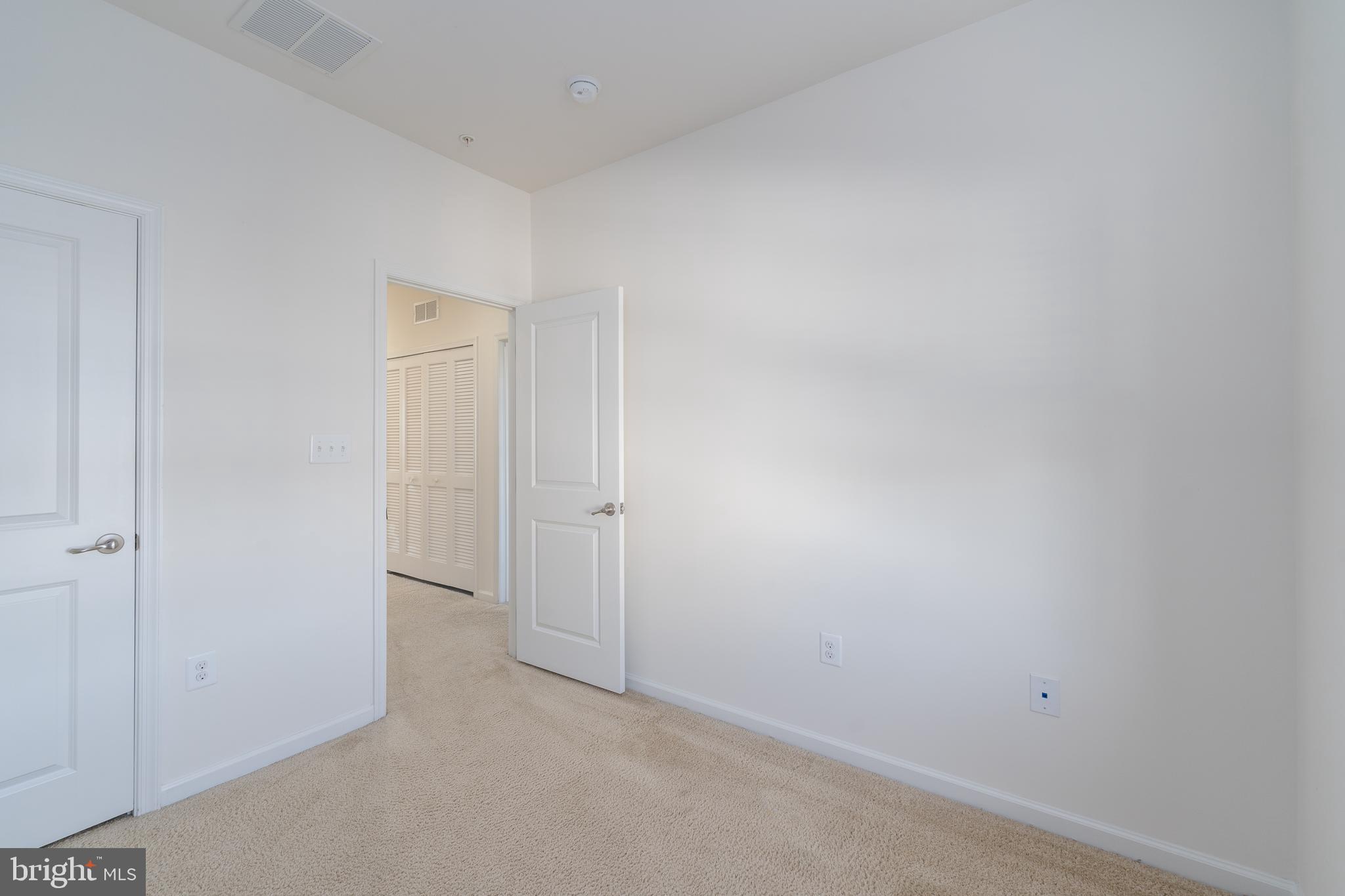 ELLICOTT CROSSING - Residential Lease