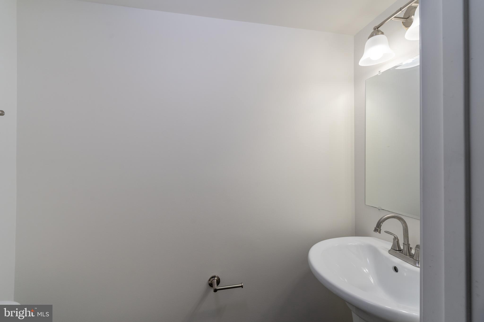 ELLICOTT CROSSING - Residential Lease