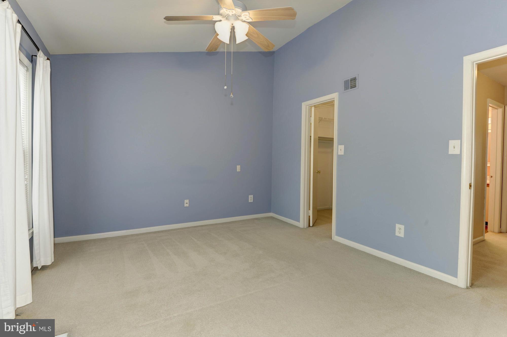 SPRINGFIELD OAKS - Residential