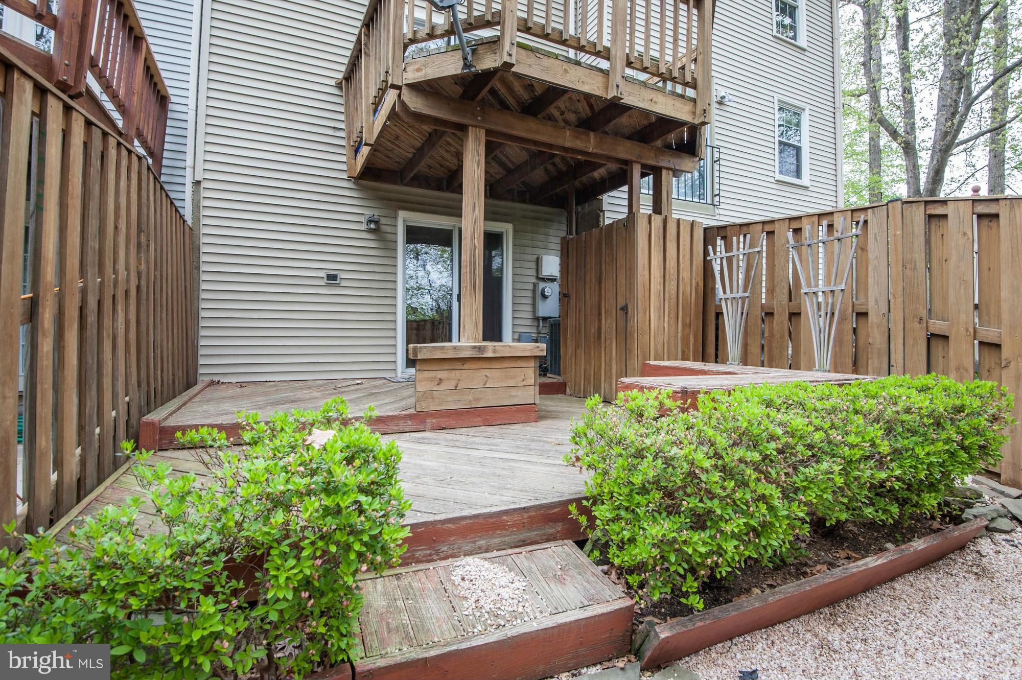 SPRINGFIELD OAKS - Residential