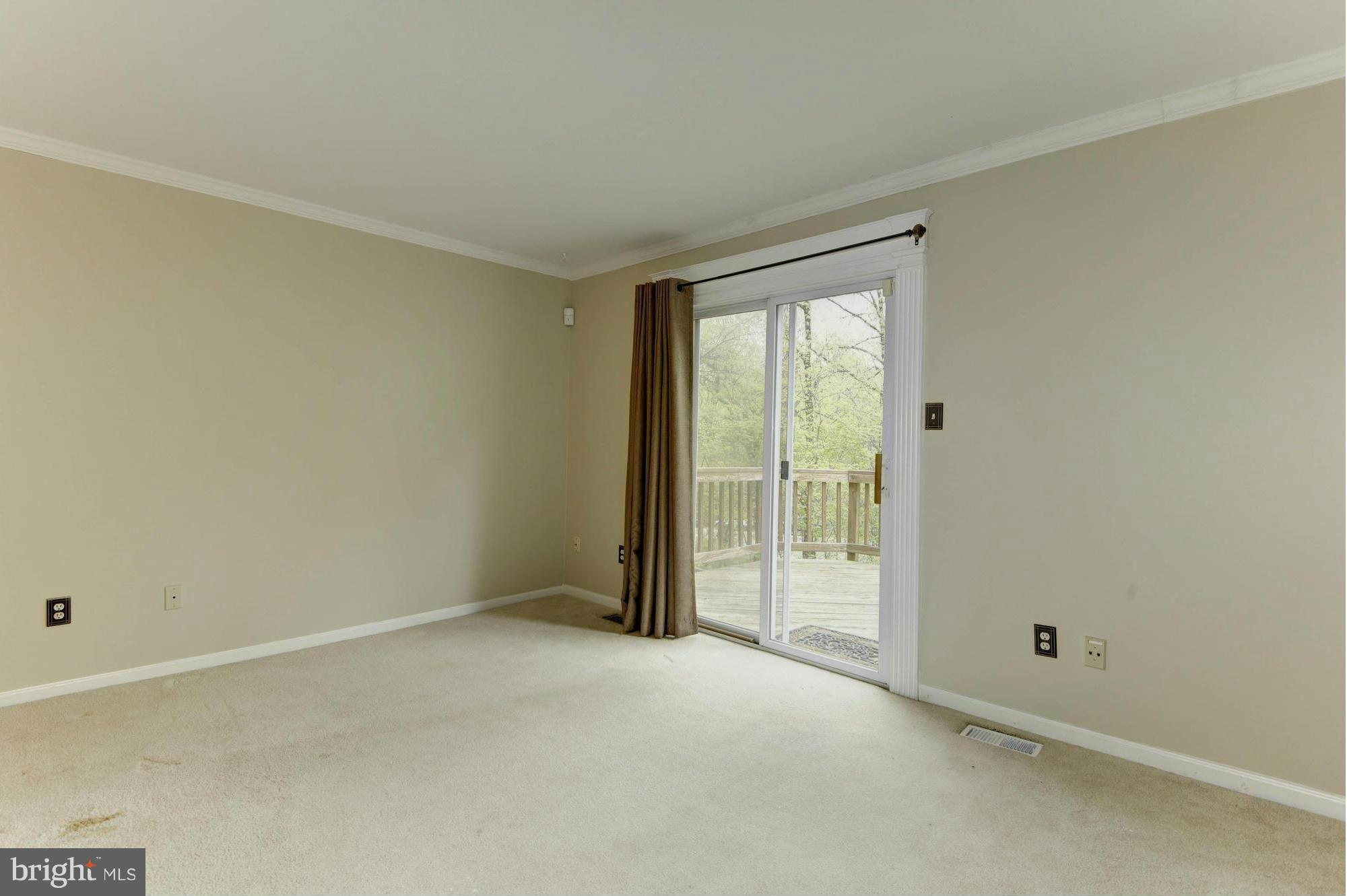 SPRINGFIELD OAKS - Residential