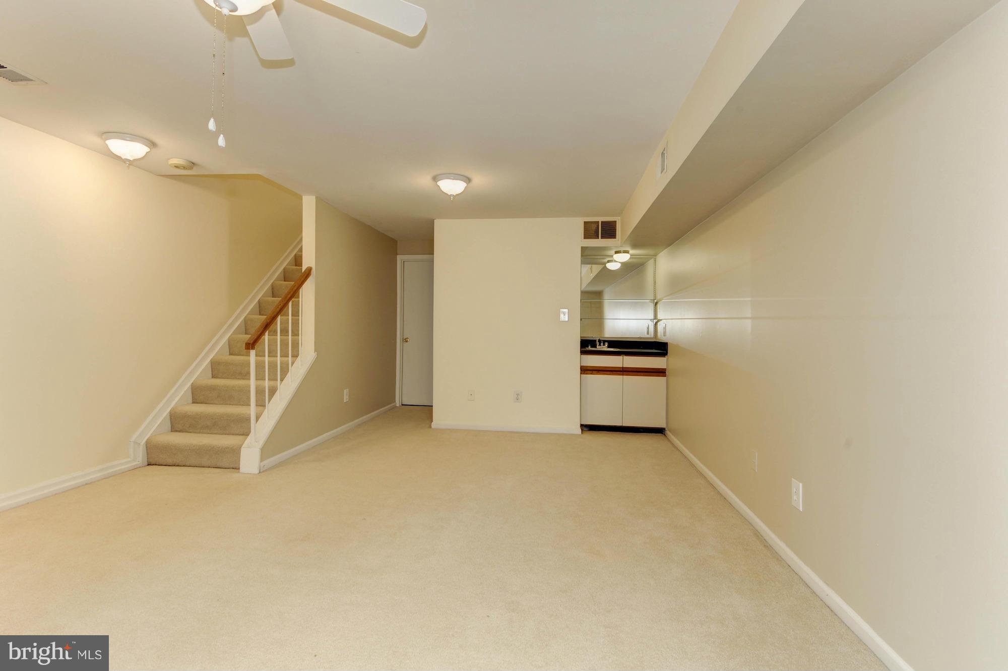 SPRINGFIELD OAKS - Residential