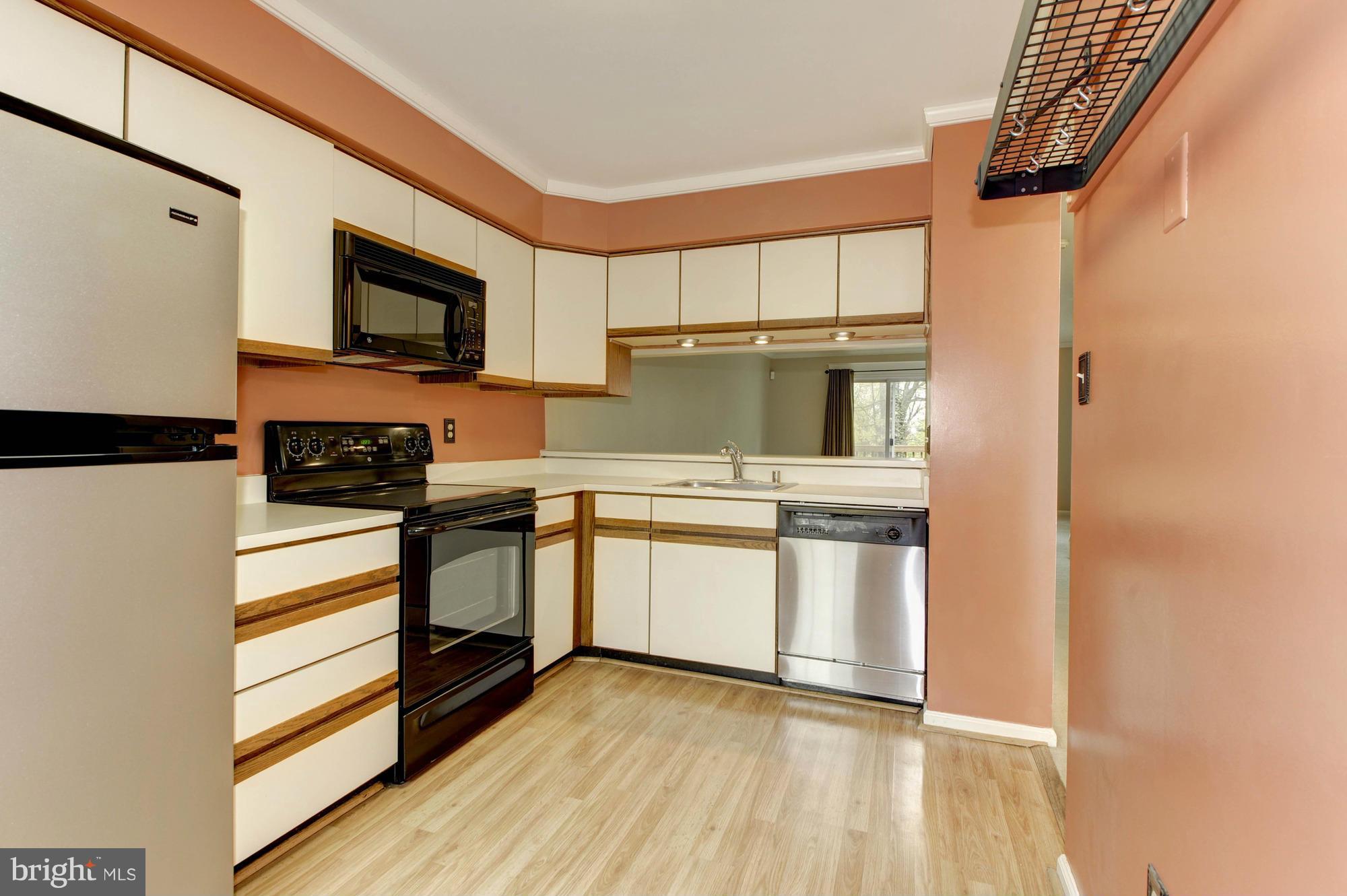 SPRINGFIELD OAKS - Residential