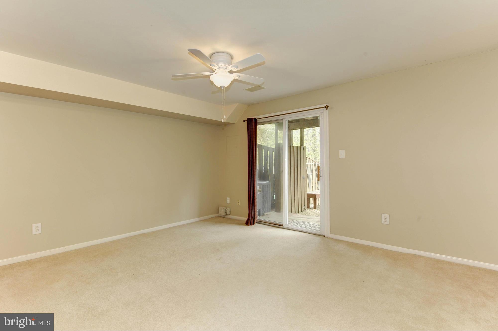 SPRINGFIELD OAKS - Residential