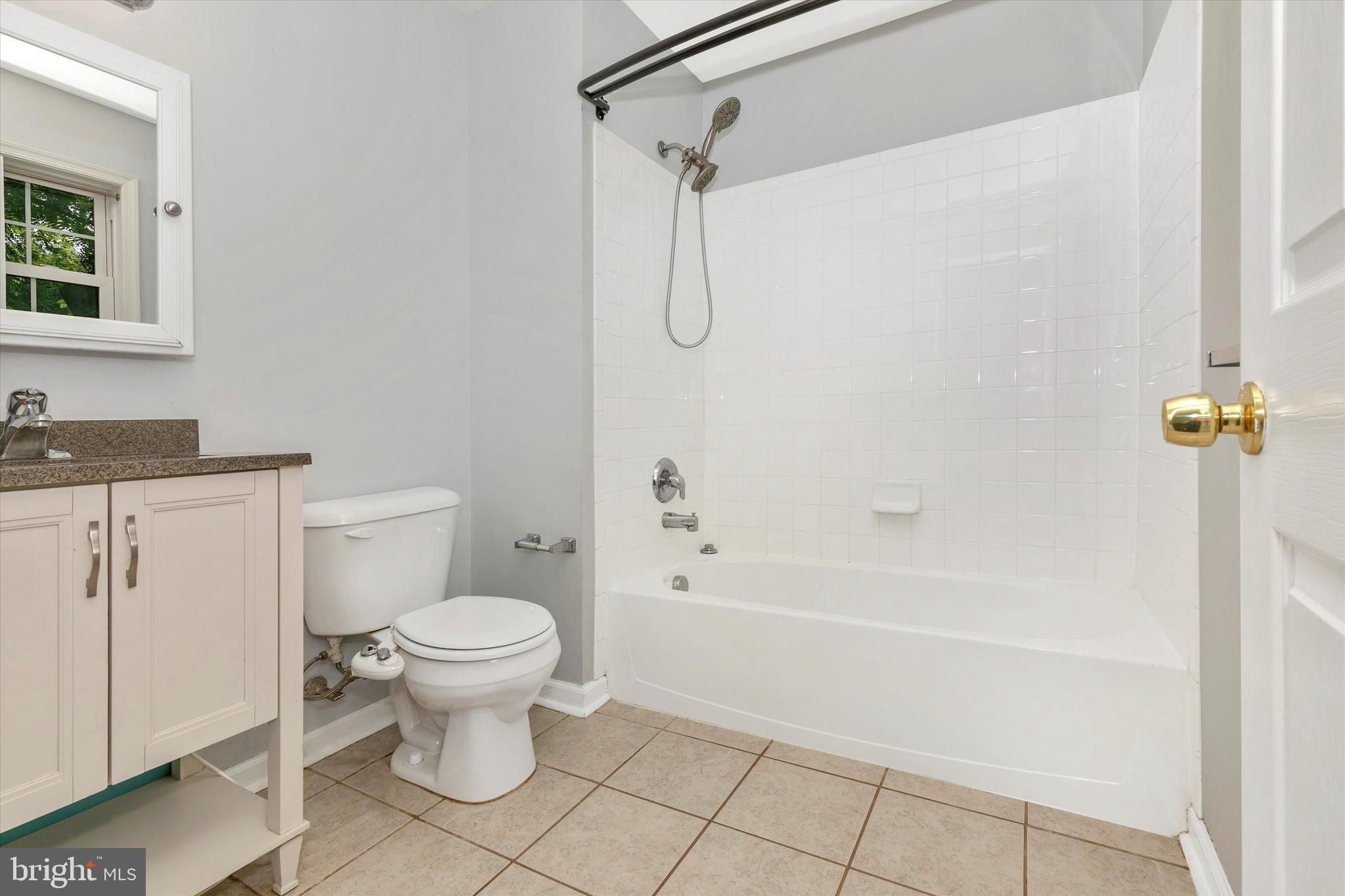 BRUNSWICK - Residential