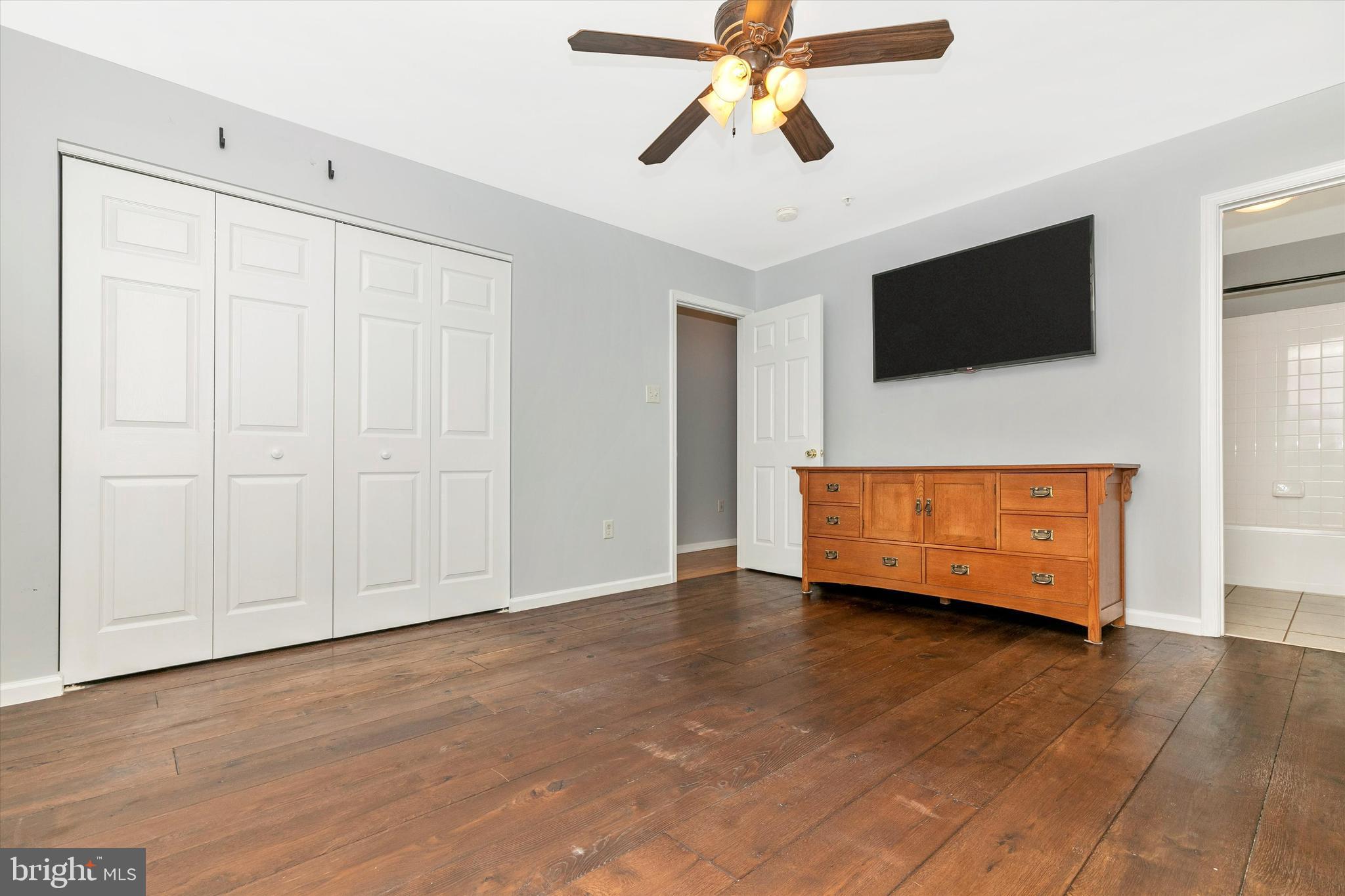 BRUNSWICK - Residential