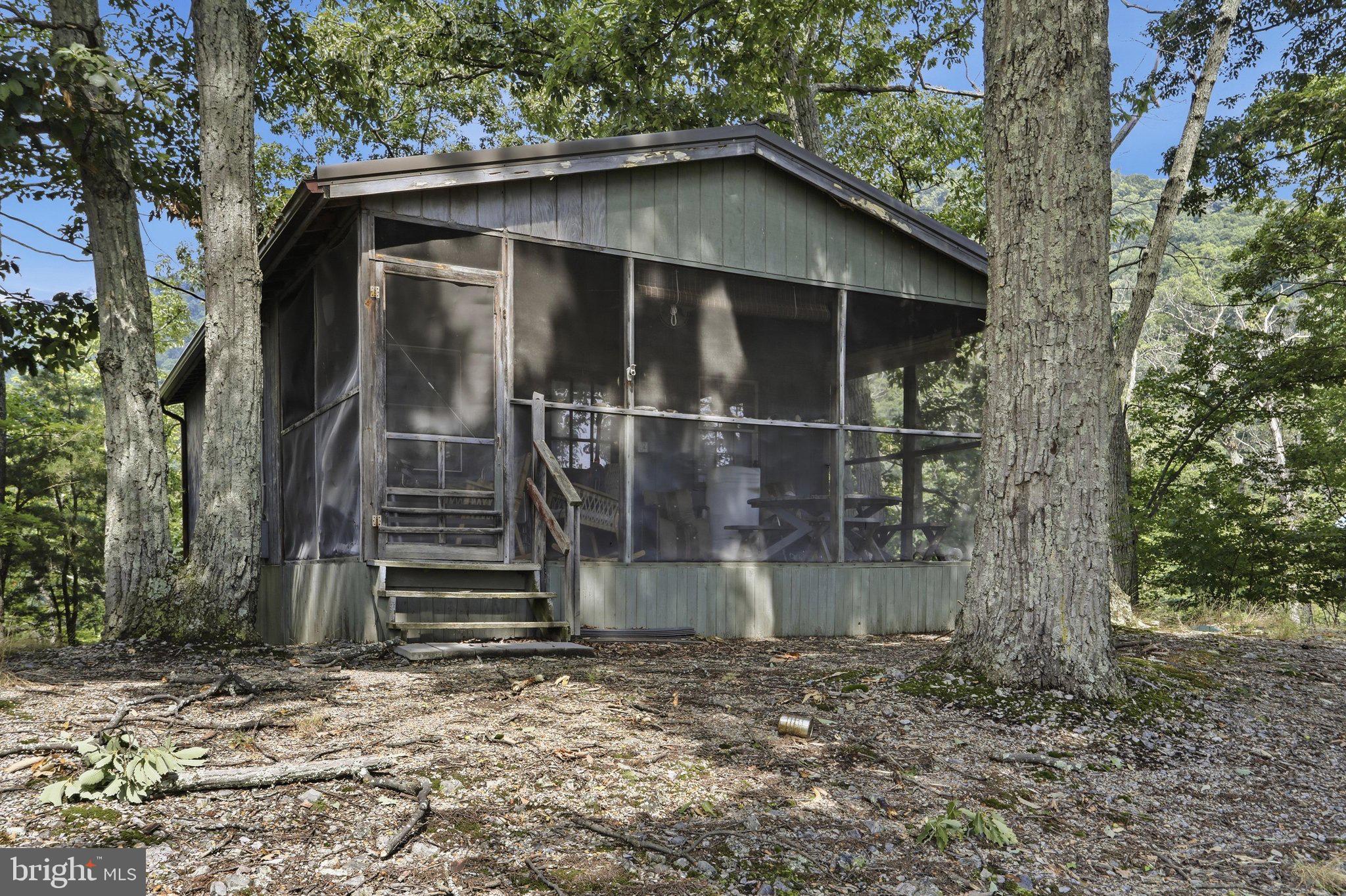 564 HIGHLAND SPRINGS RD