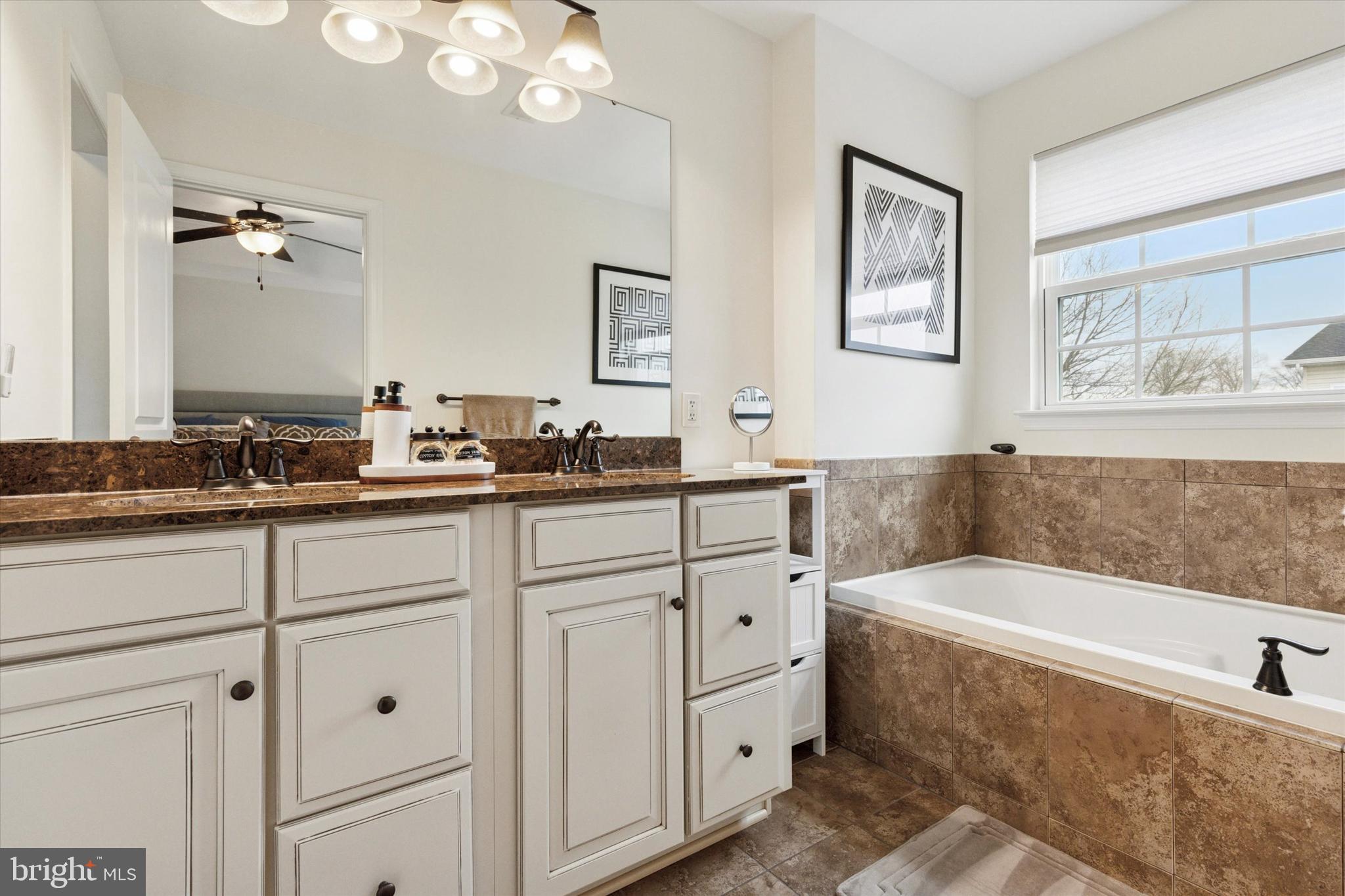 HIGHVIEW AT SOUDERTO - Residential