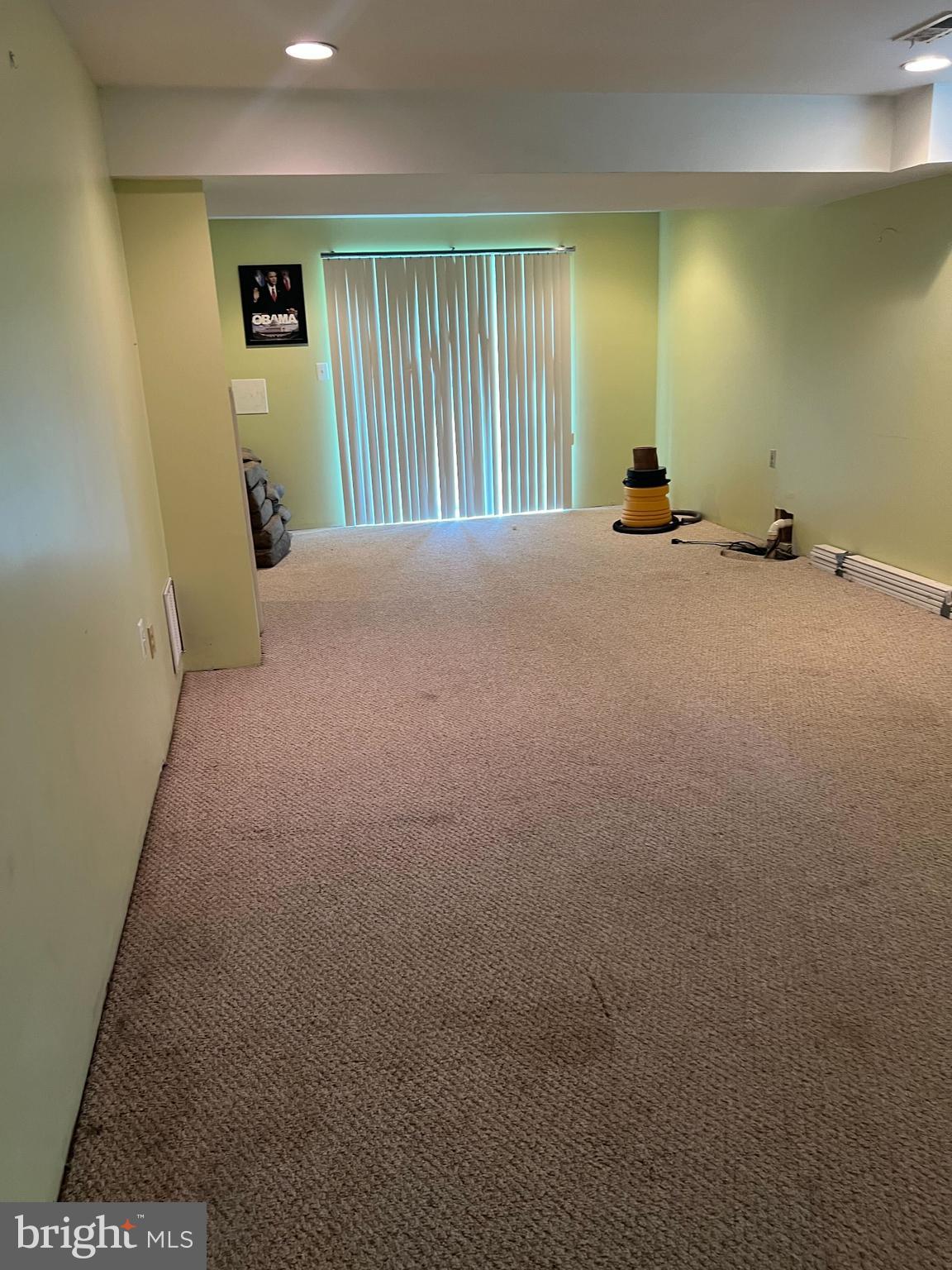 SPRING RIDGE - Residential