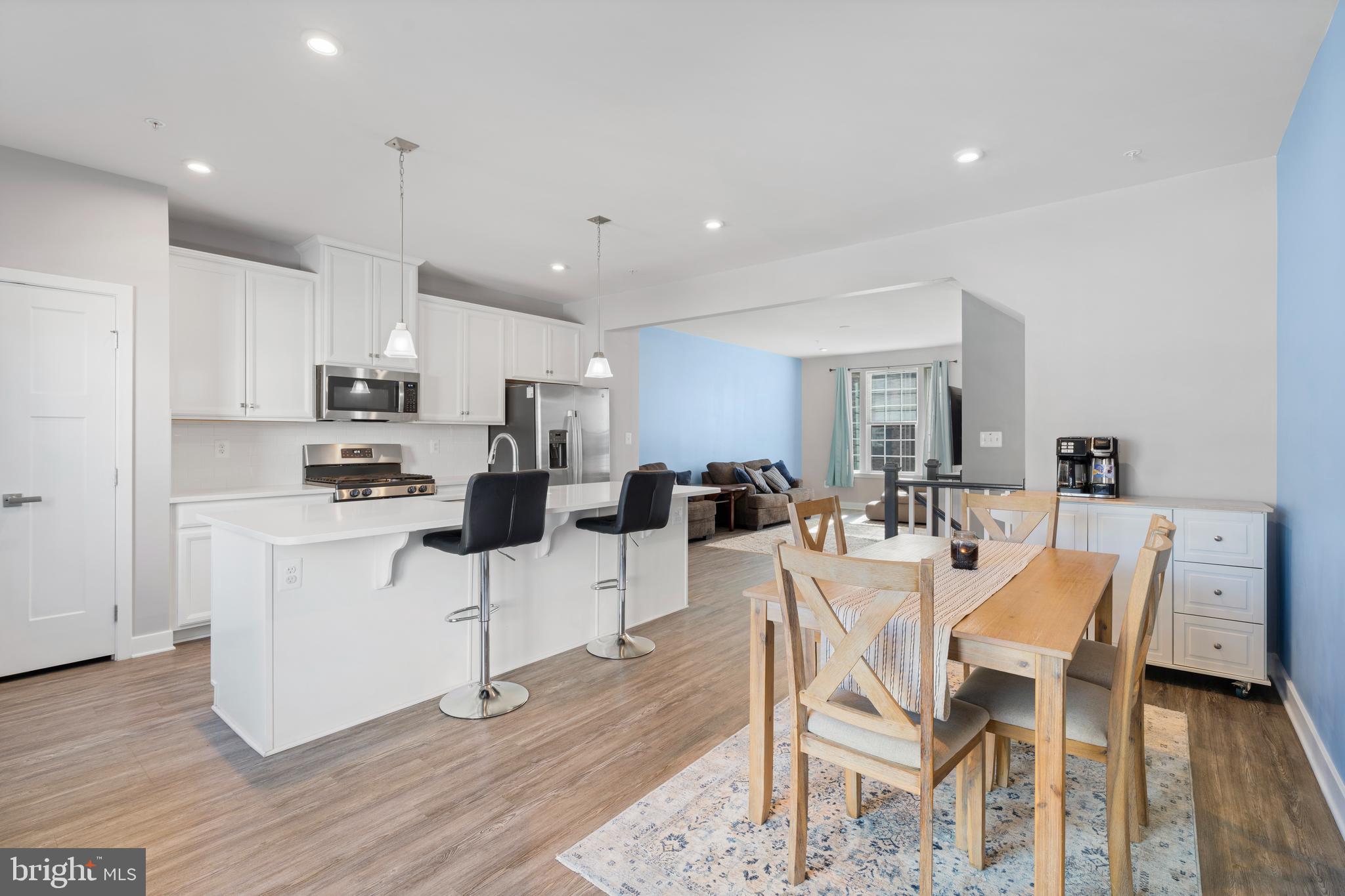 CEDAR HILL - Residential