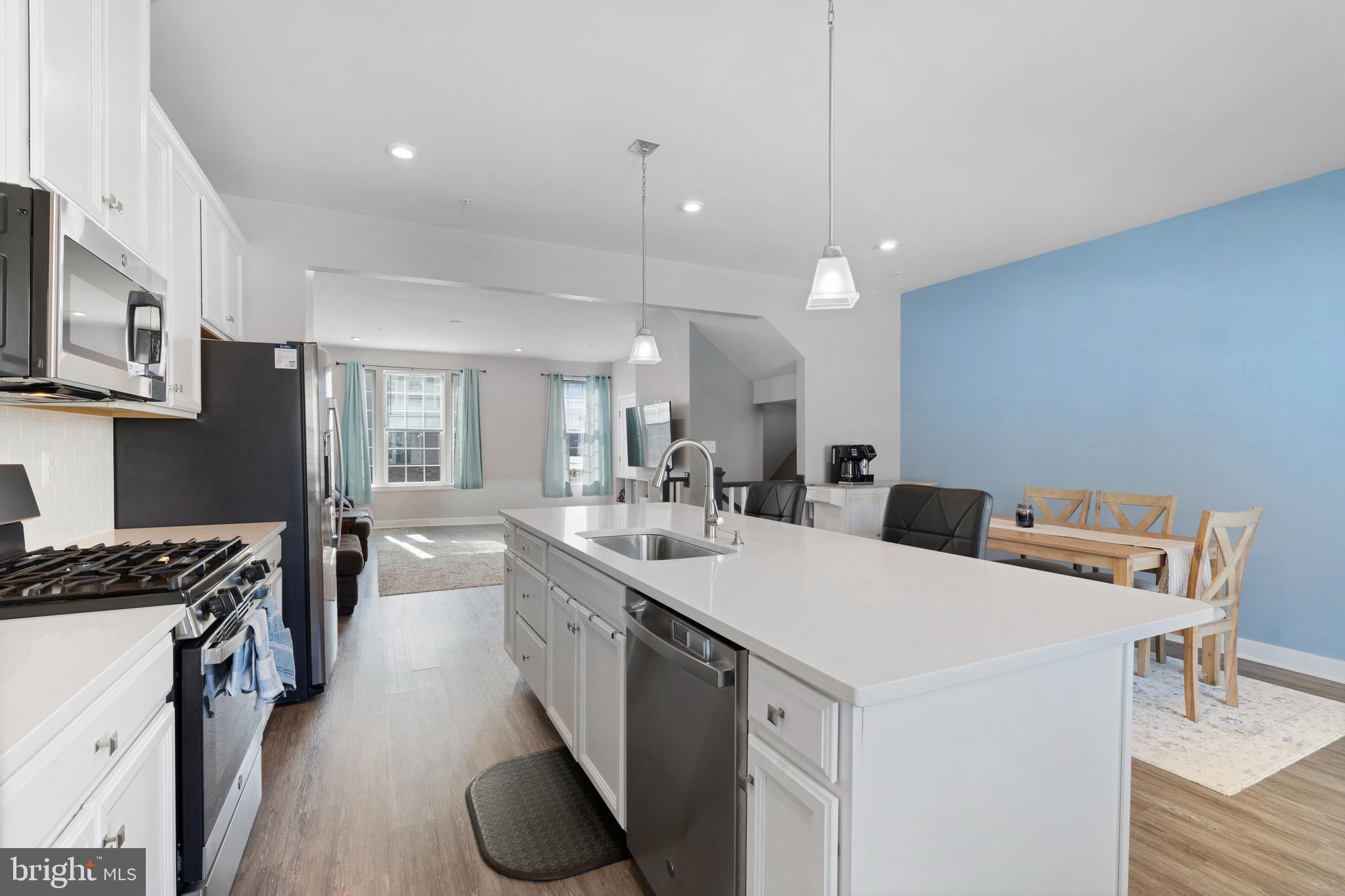 CEDAR HILL - Residential