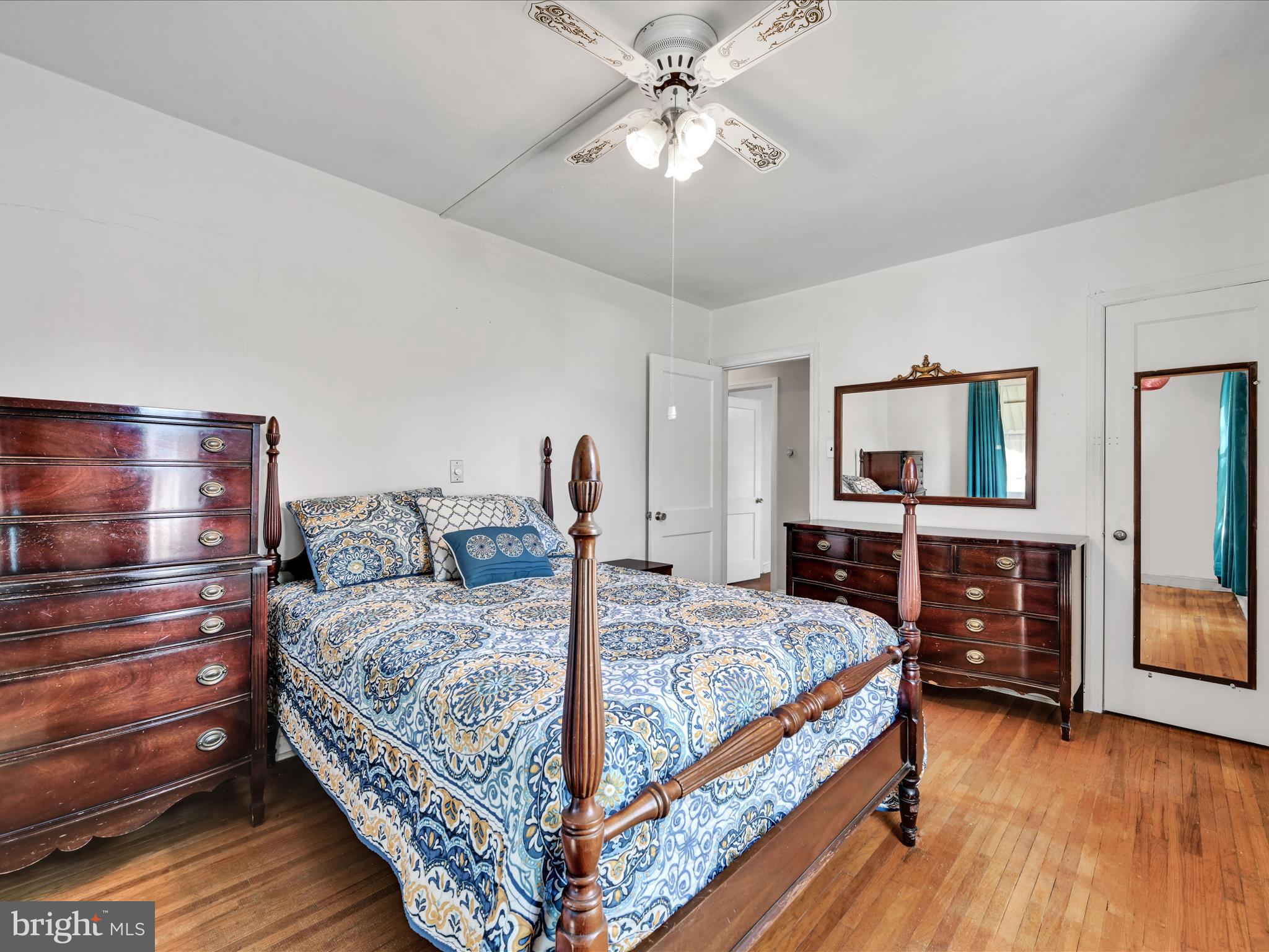 RIDLEY FARMS - Residential