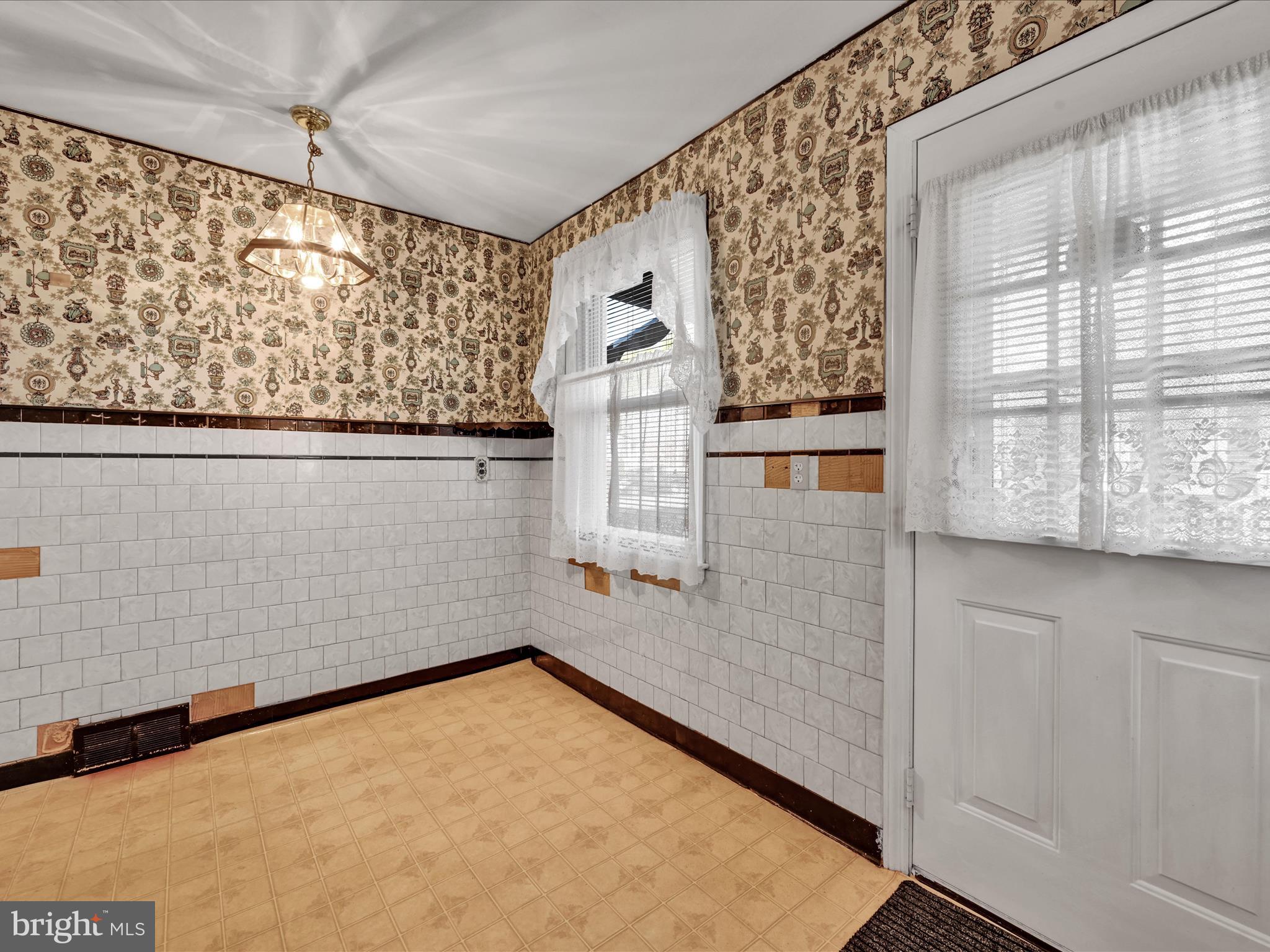 RIDLEY FARMS - Residential