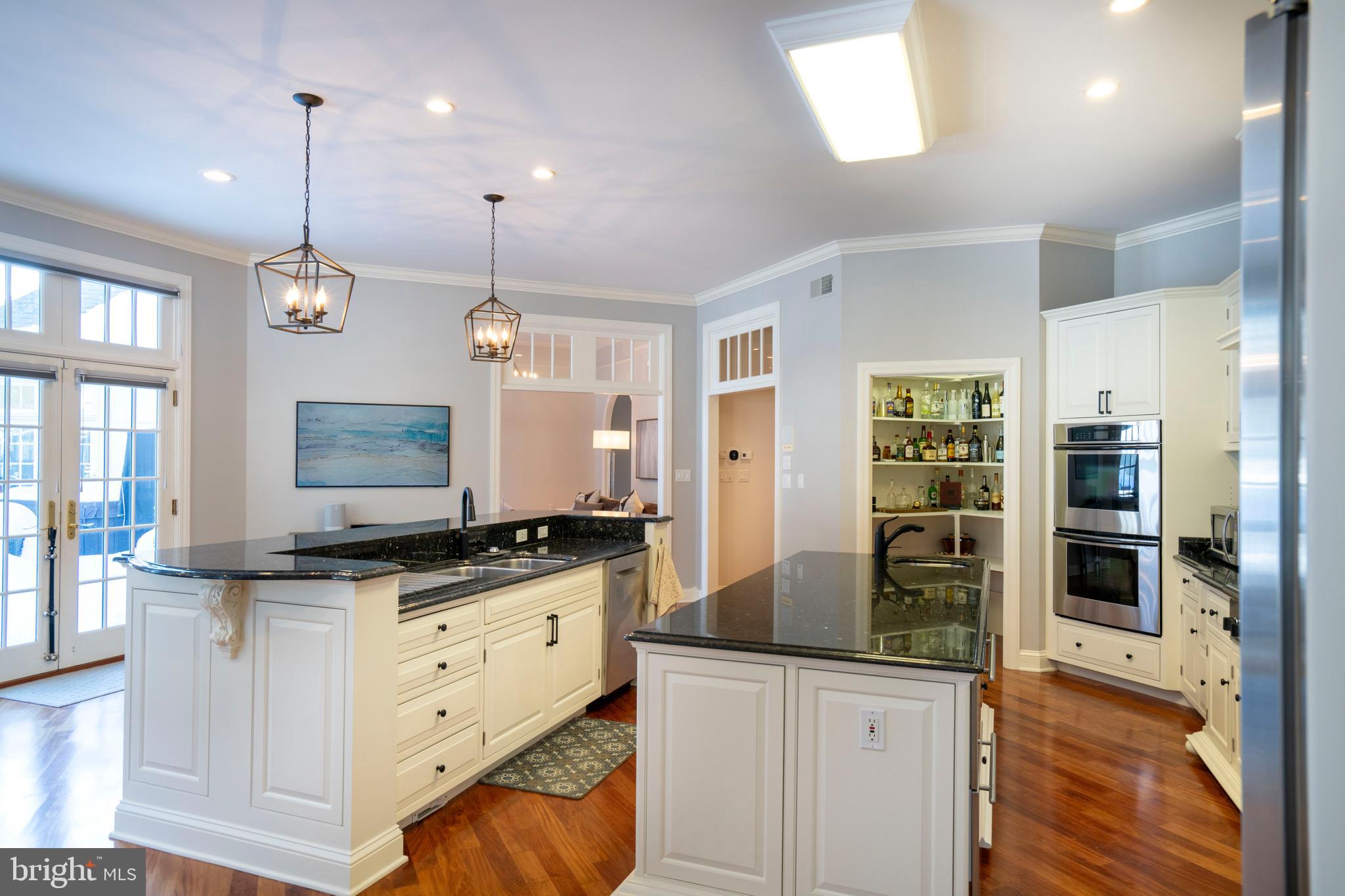 LAUREL HILLS - Residential