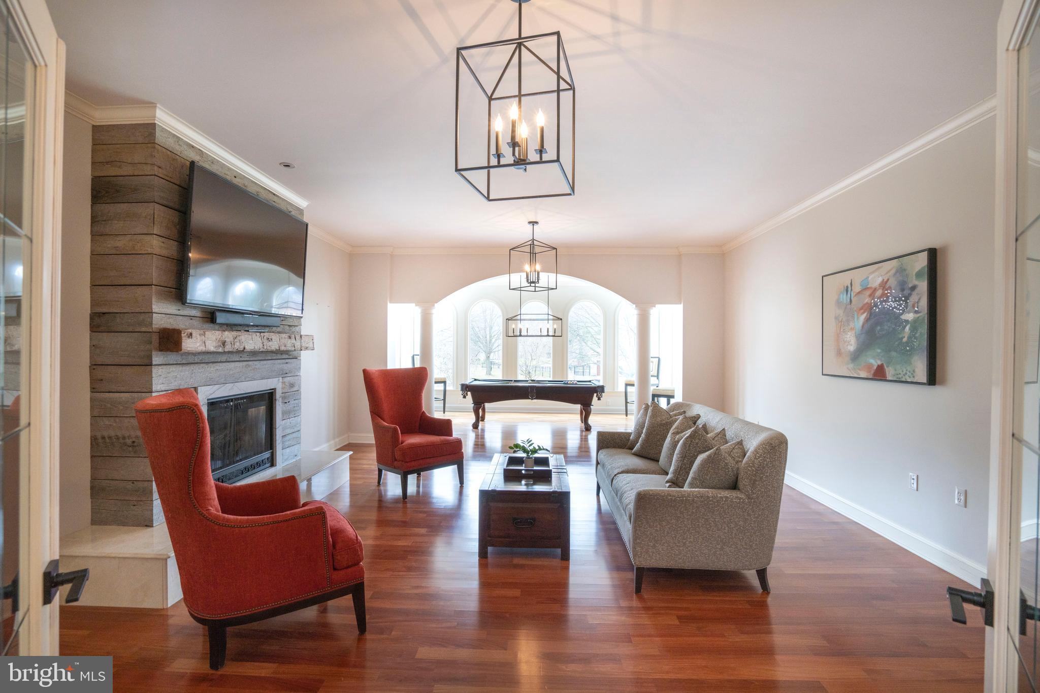 LAUREL HILLS - Residential