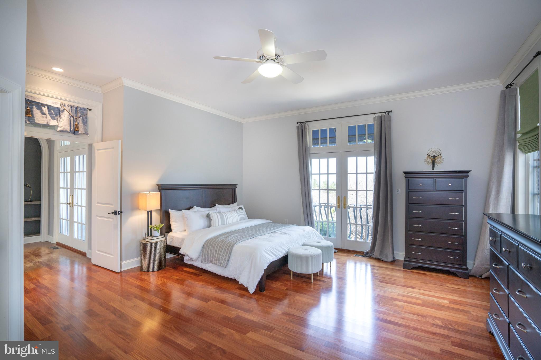 LAUREL HILLS - Residential