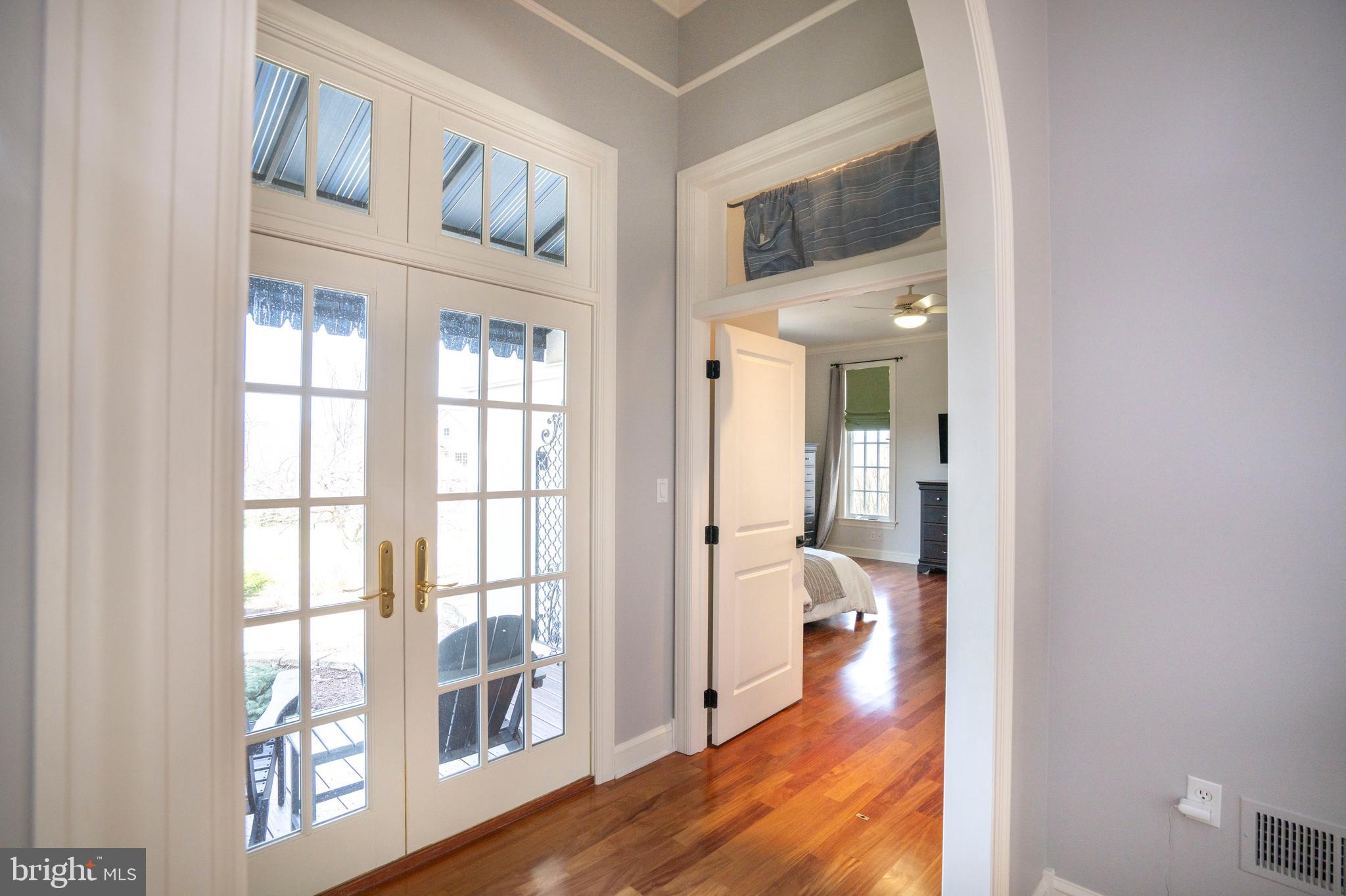 LAUREL HILLS - Residential