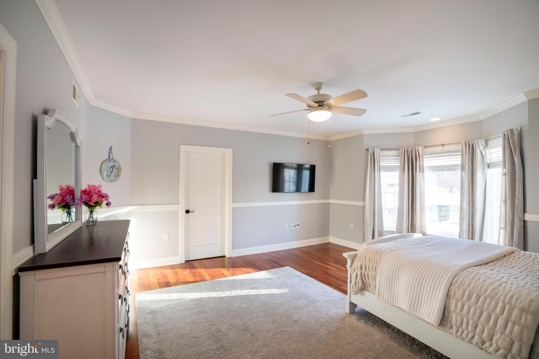 LAUREL HILLS - Residential