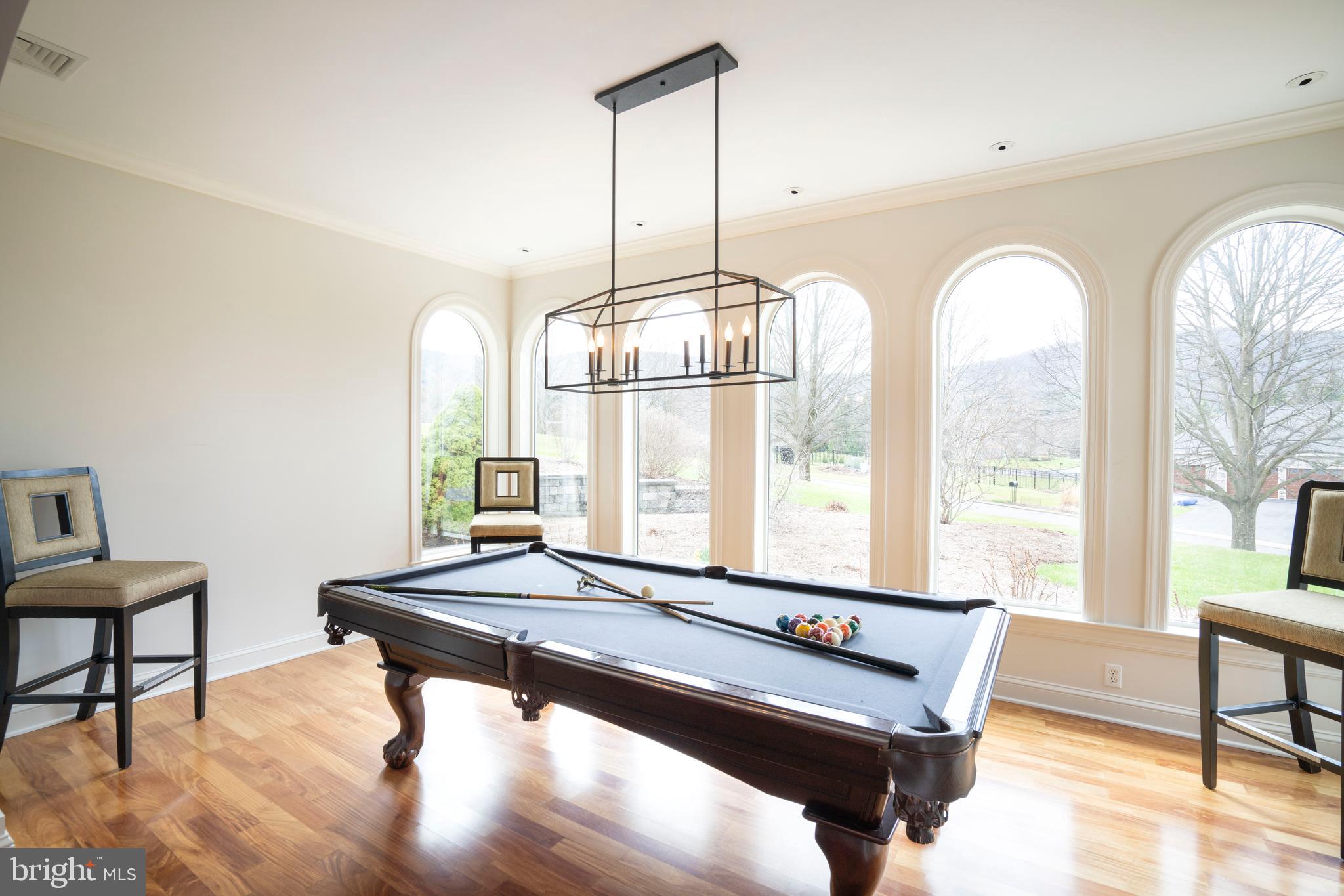 LAUREL HILLS - Residential