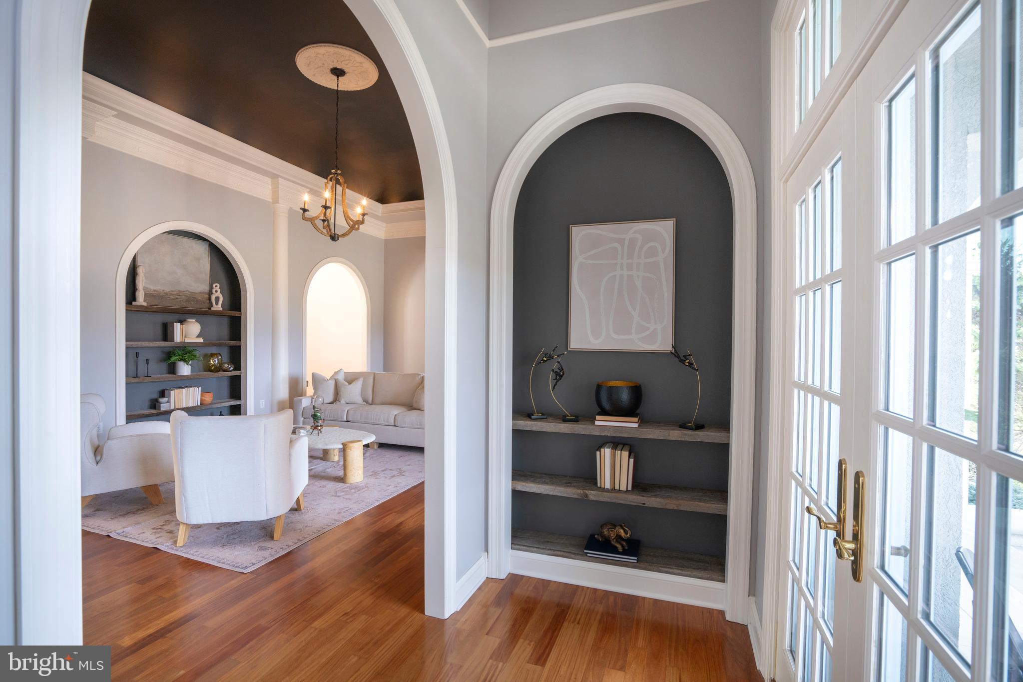 LAUREL HILLS - Residential