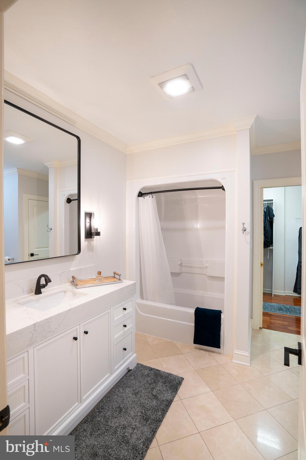 LAUREL HILLS - Residential