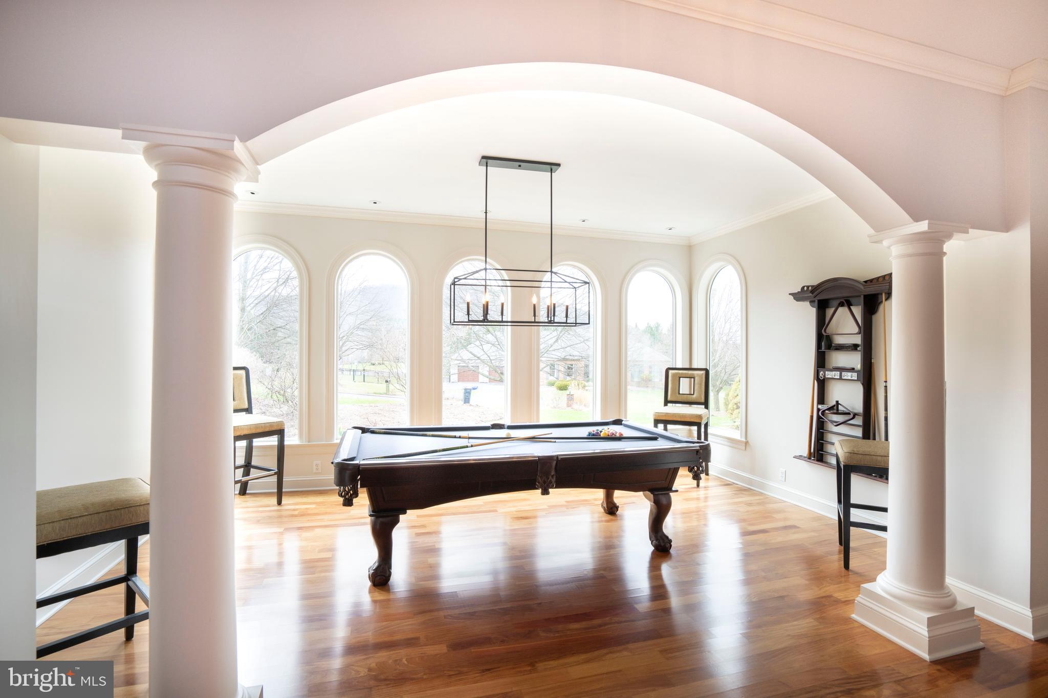 LAUREL HILLS - Residential