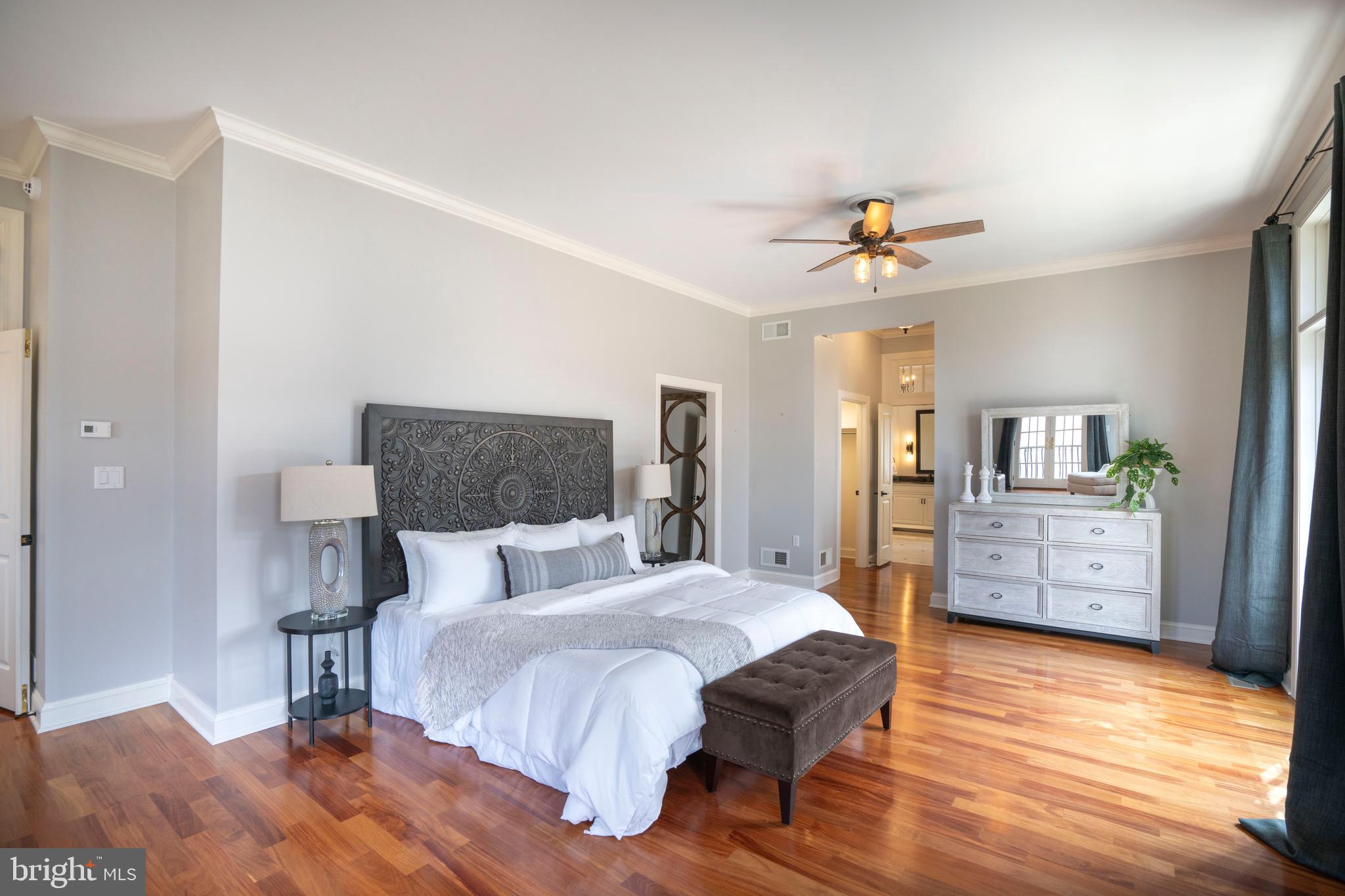 LAUREL HILLS - Residential