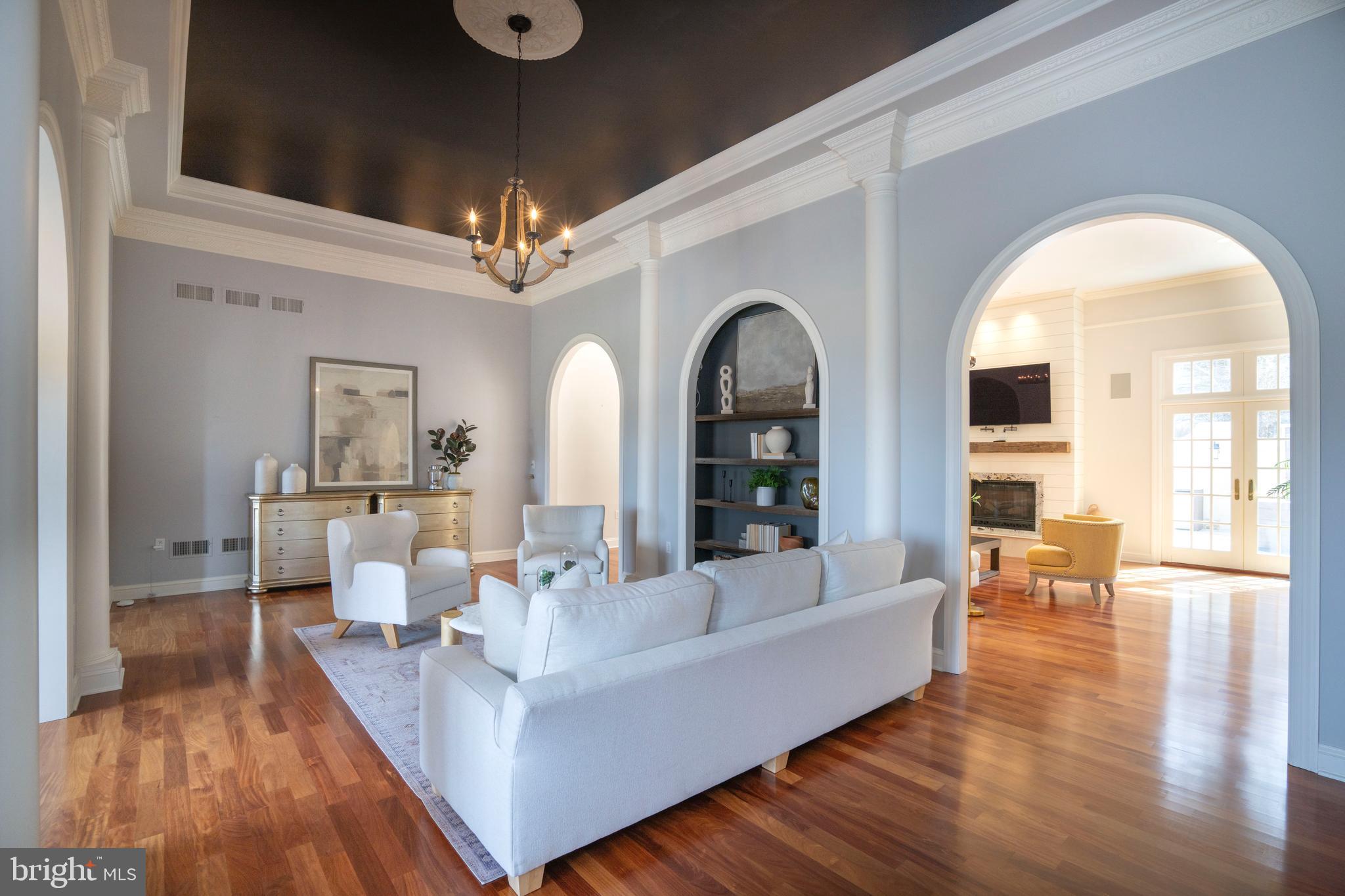 LAUREL HILLS - Residential