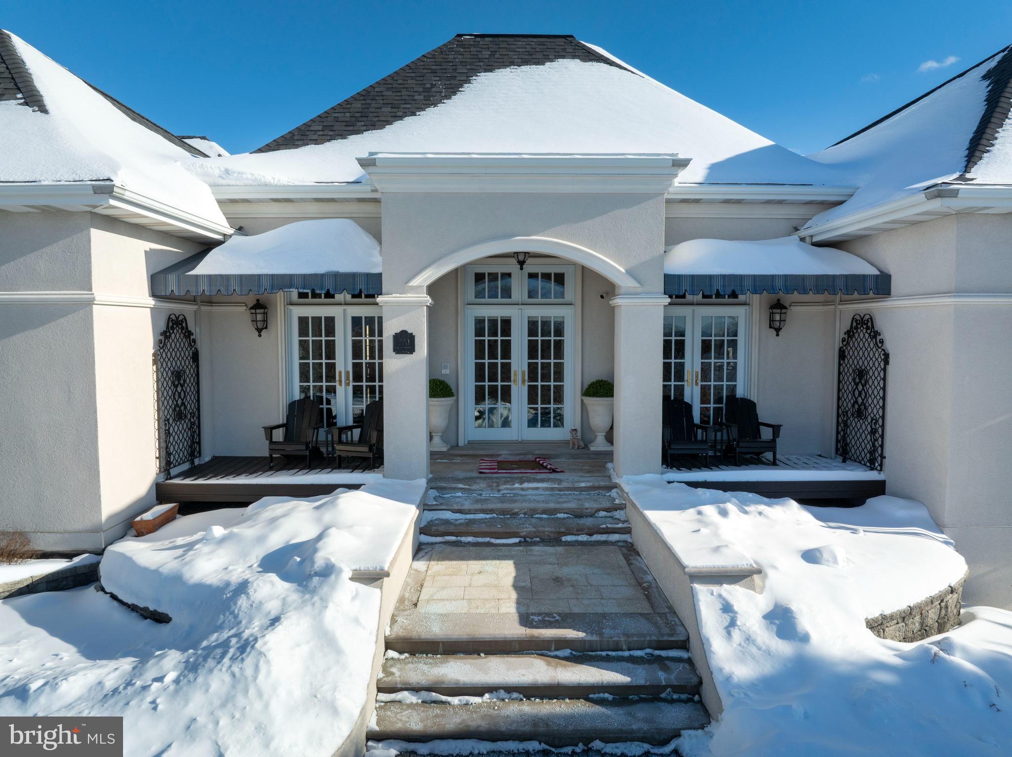 LAUREL HILLS - Residential