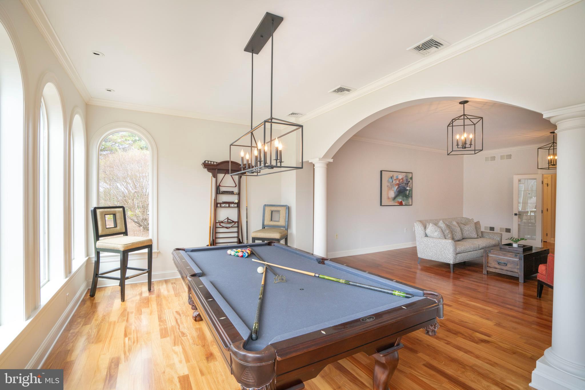 LAUREL HILLS - Residential