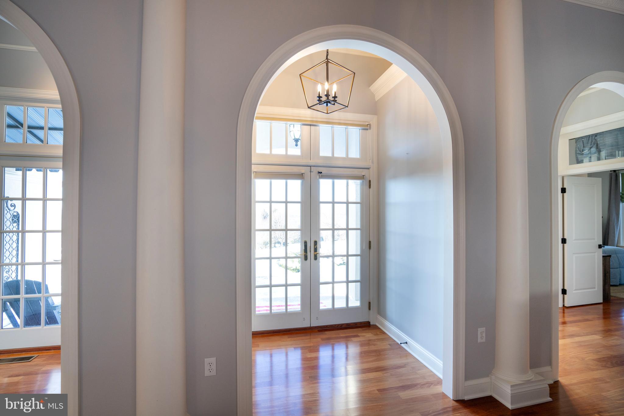 LAUREL HILLS - Residential