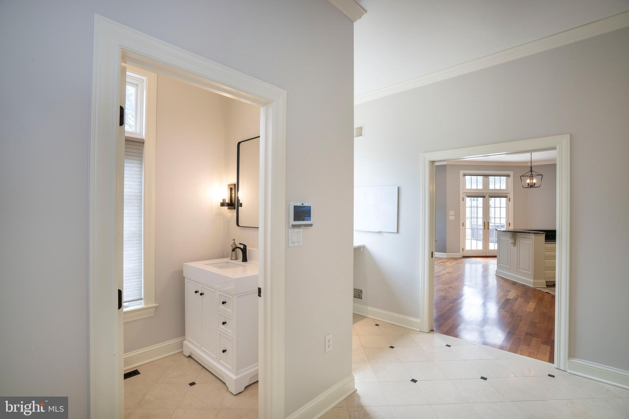 LAUREL HILLS - Residential