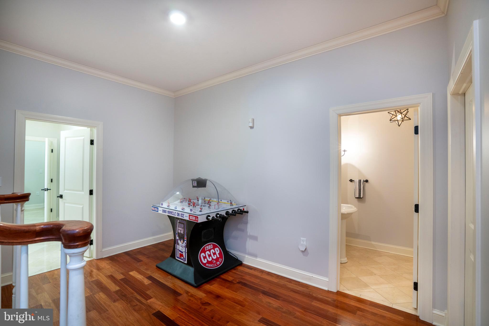 LAUREL HILLS - Residential