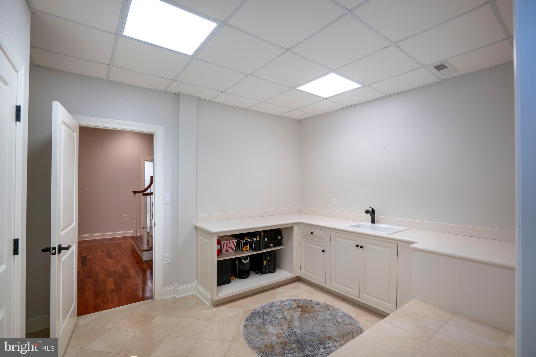 LAUREL HILLS - Residential