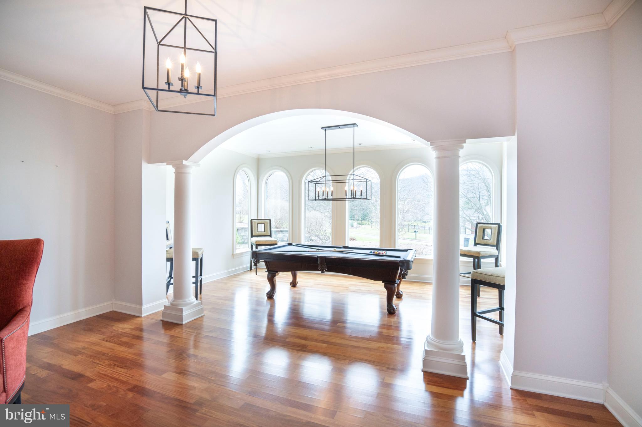 LAUREL HILLS - Residential