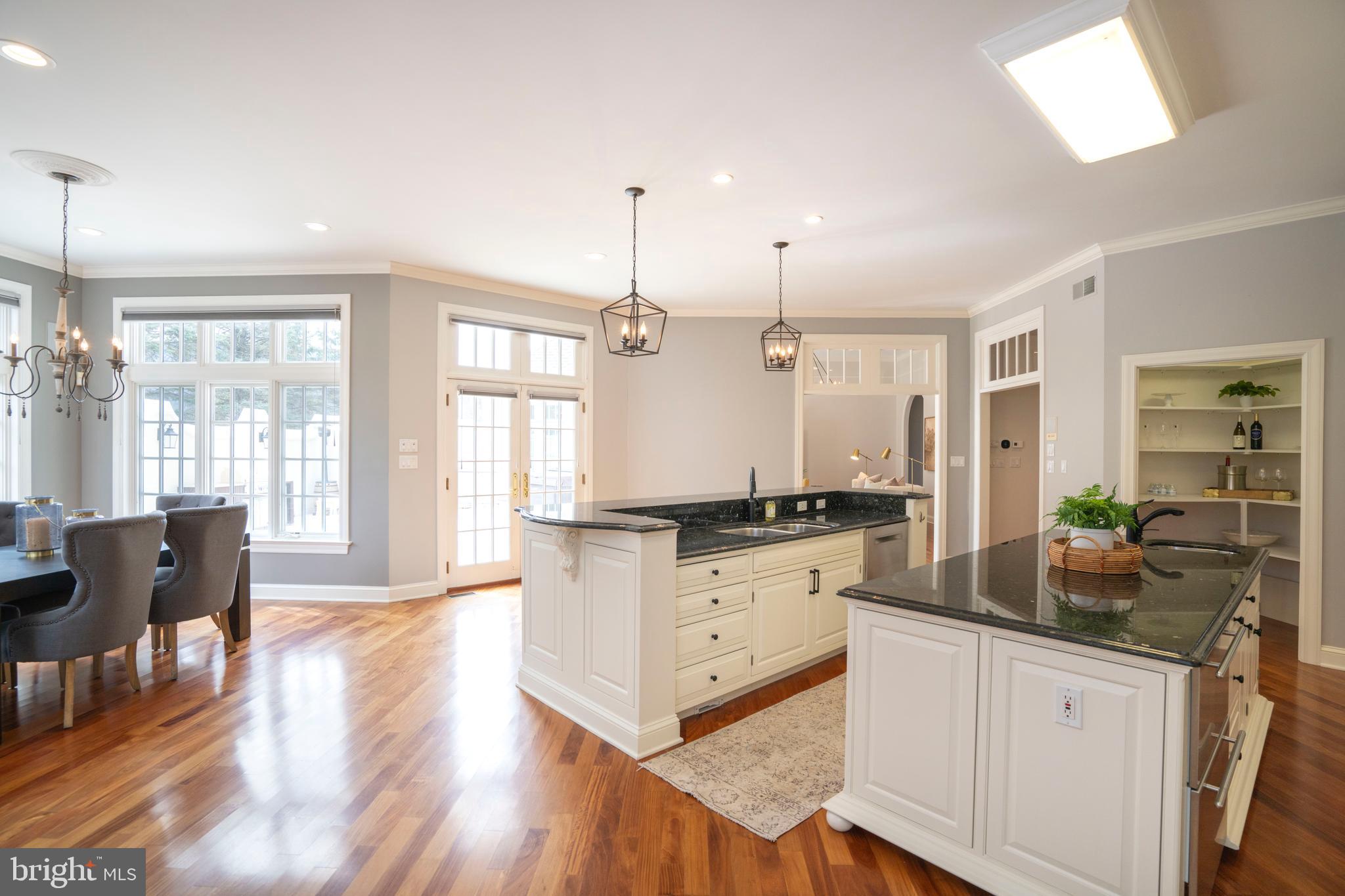 LAUREL HILLS - Residential