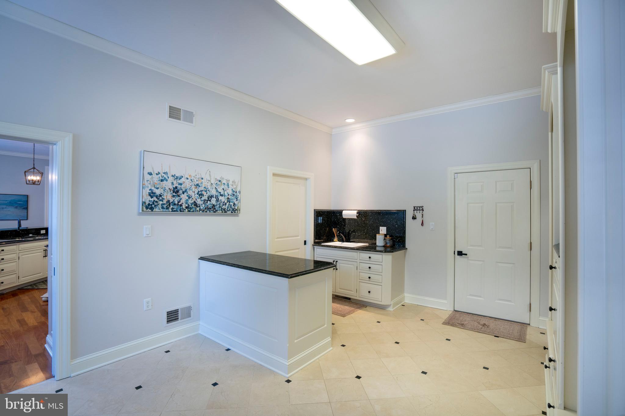 LAUREL HILLS - Residential