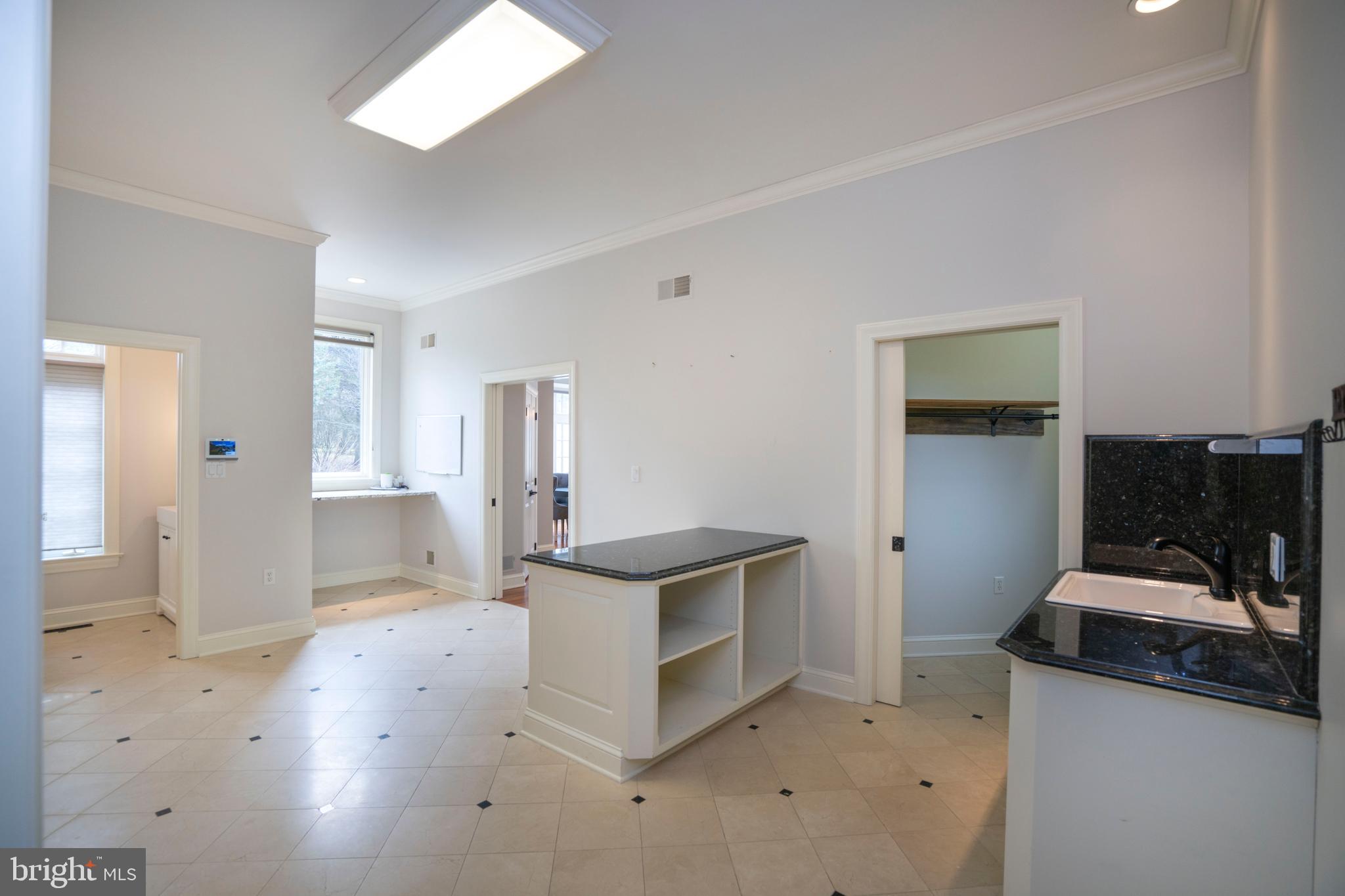 LAUREL HILLS - Residential