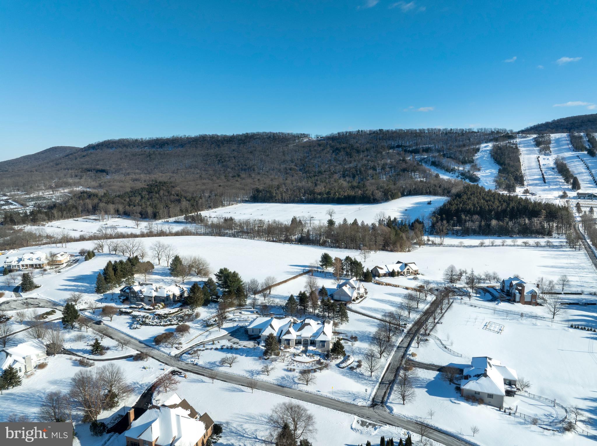 LAUREL HILLS - Residential