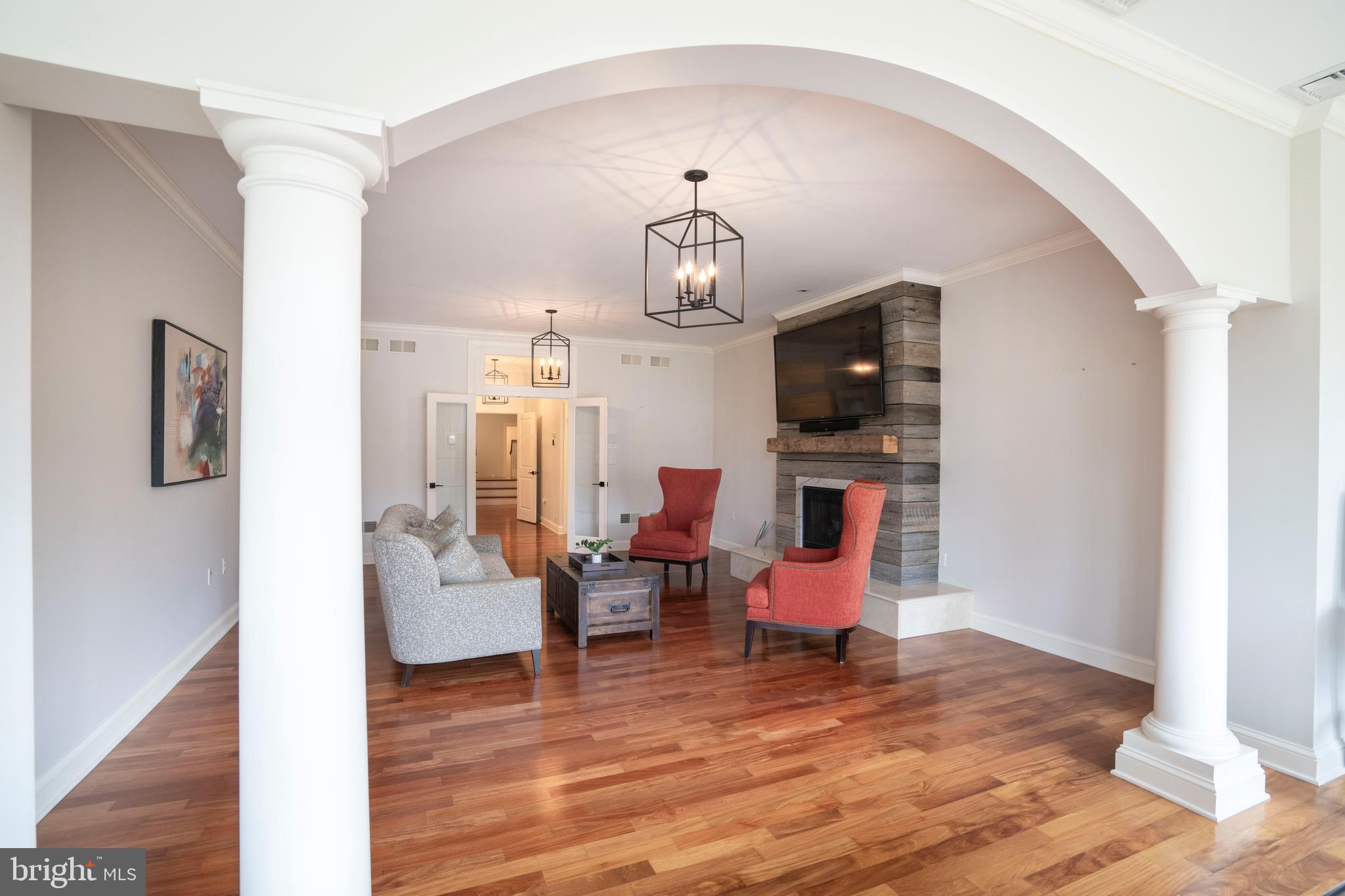 LAUREL HILLS - Residential