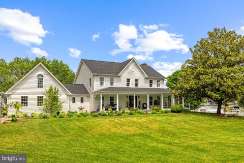 Homes For Sale - 21185 St Louis Road<br/> Loudoun County, MIDDLEBURG, VA 20117