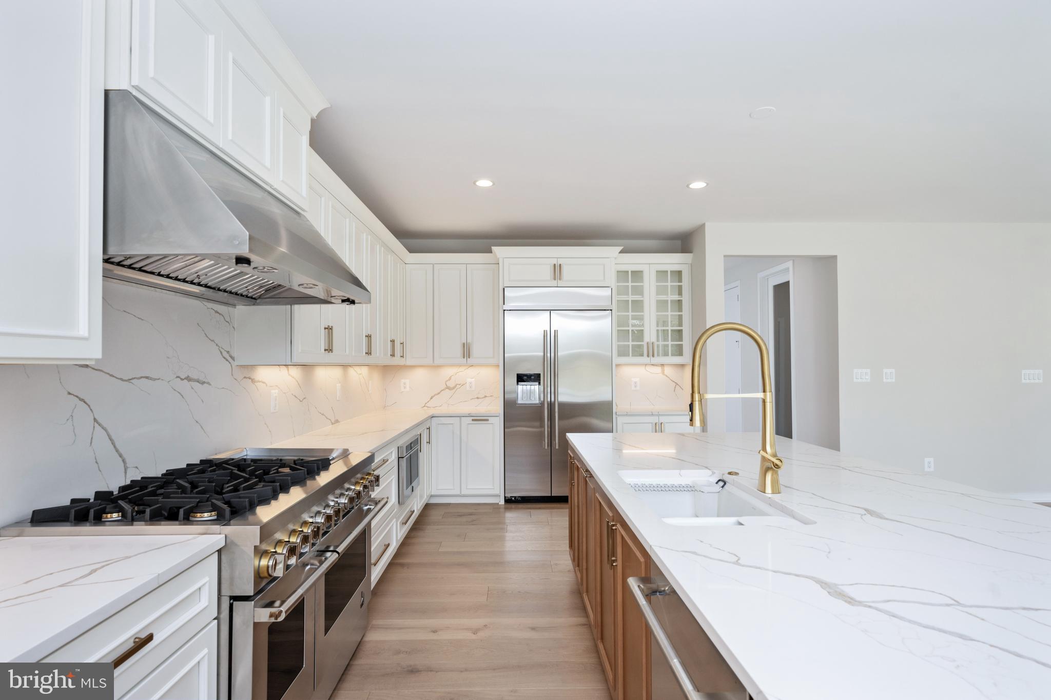 41697 CAREFREE COURT