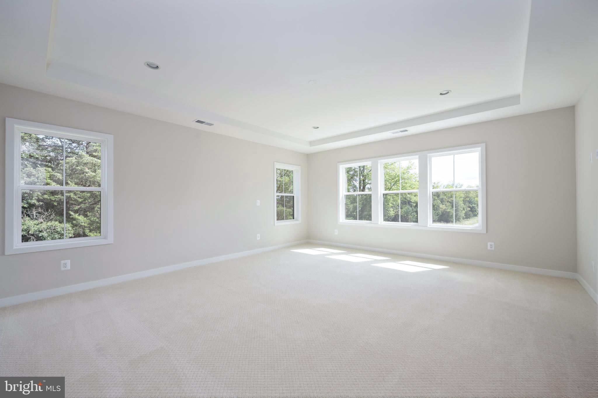 PARKSIDE VILLAGE - Residential