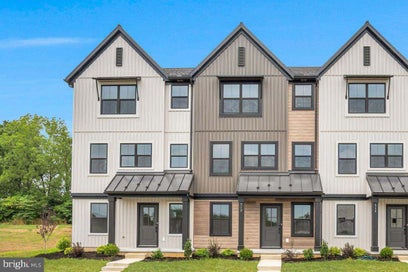 312 FLORA BLVD ANNVILLE PA 17003