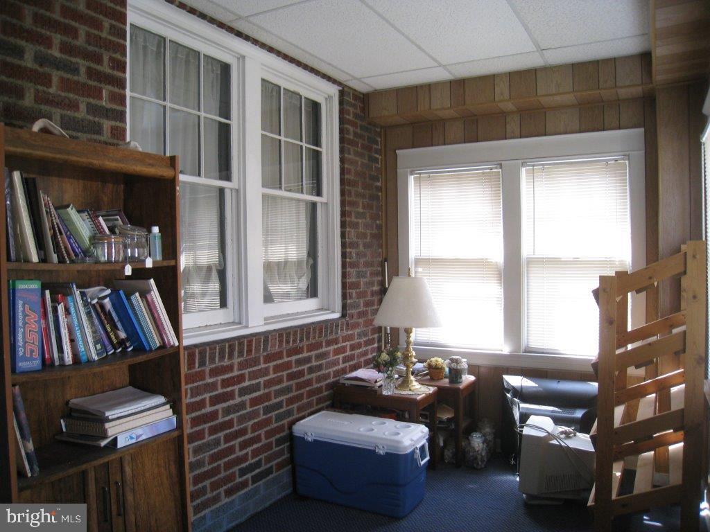 NORTH YORK - Residential