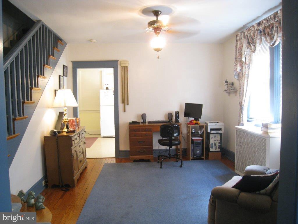 NORTH YORK - Residential