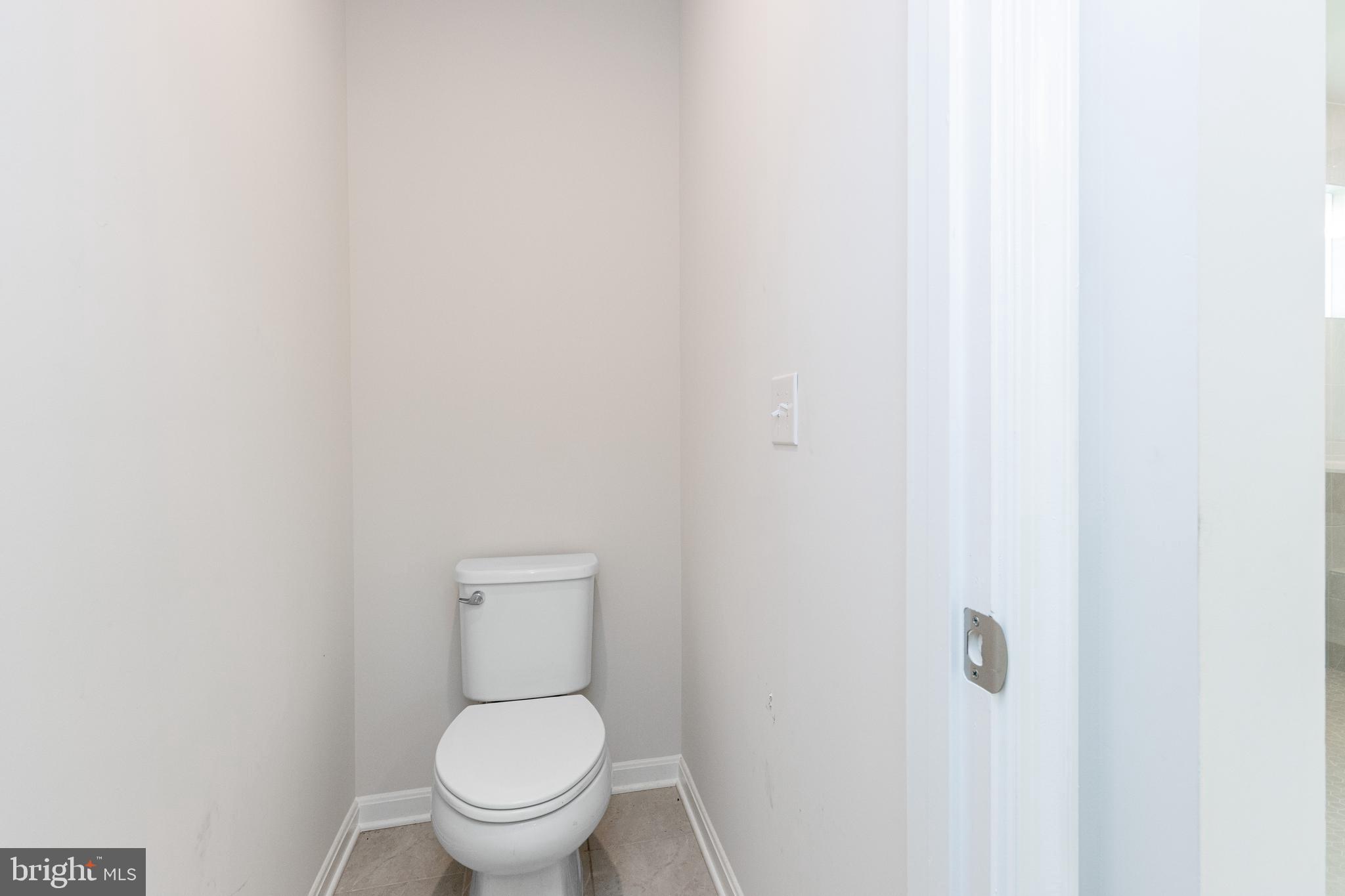 SUMMIT CROSSING ESTATES - Residential