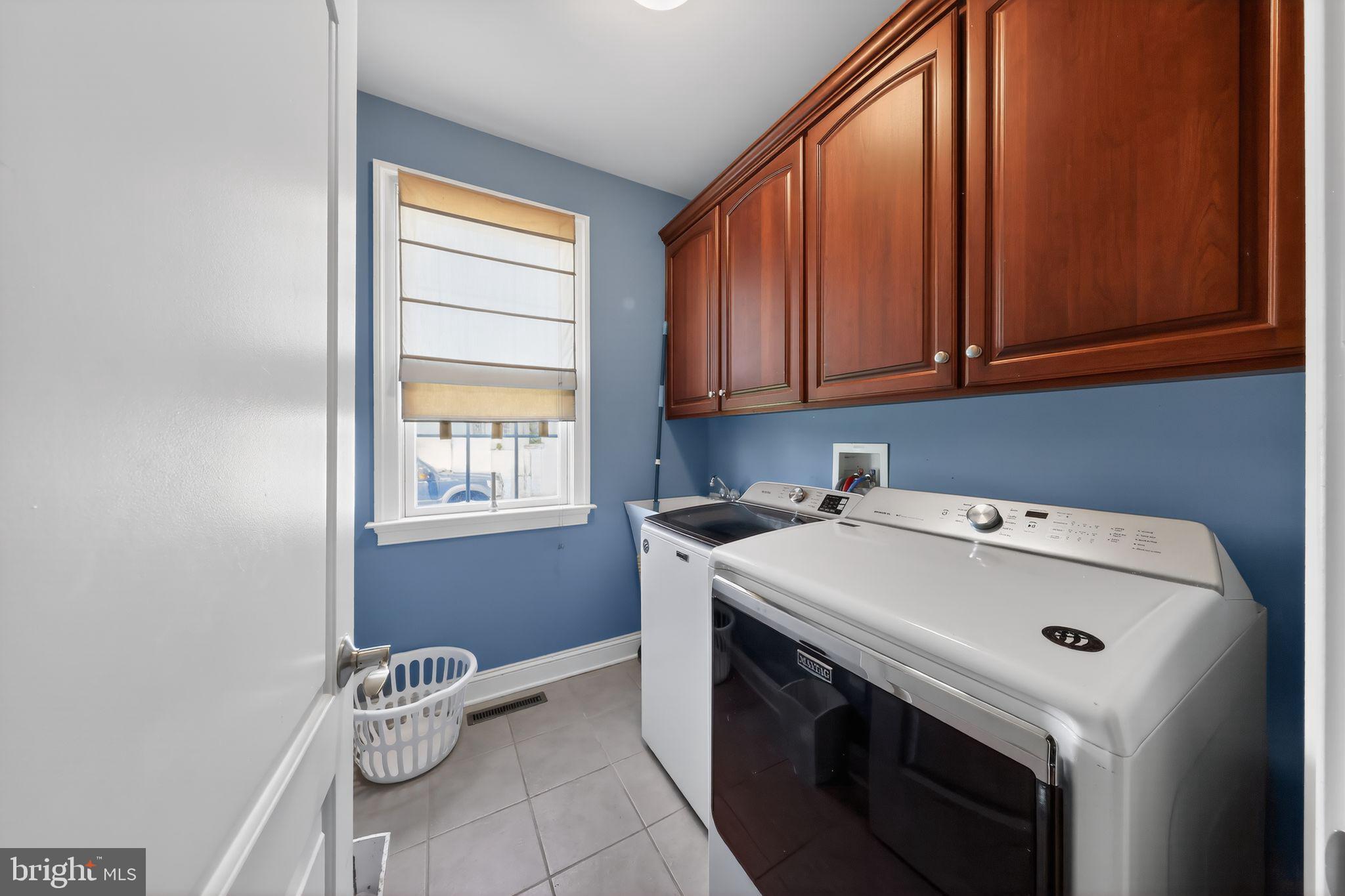 ROCKLAND HILLS - Residential