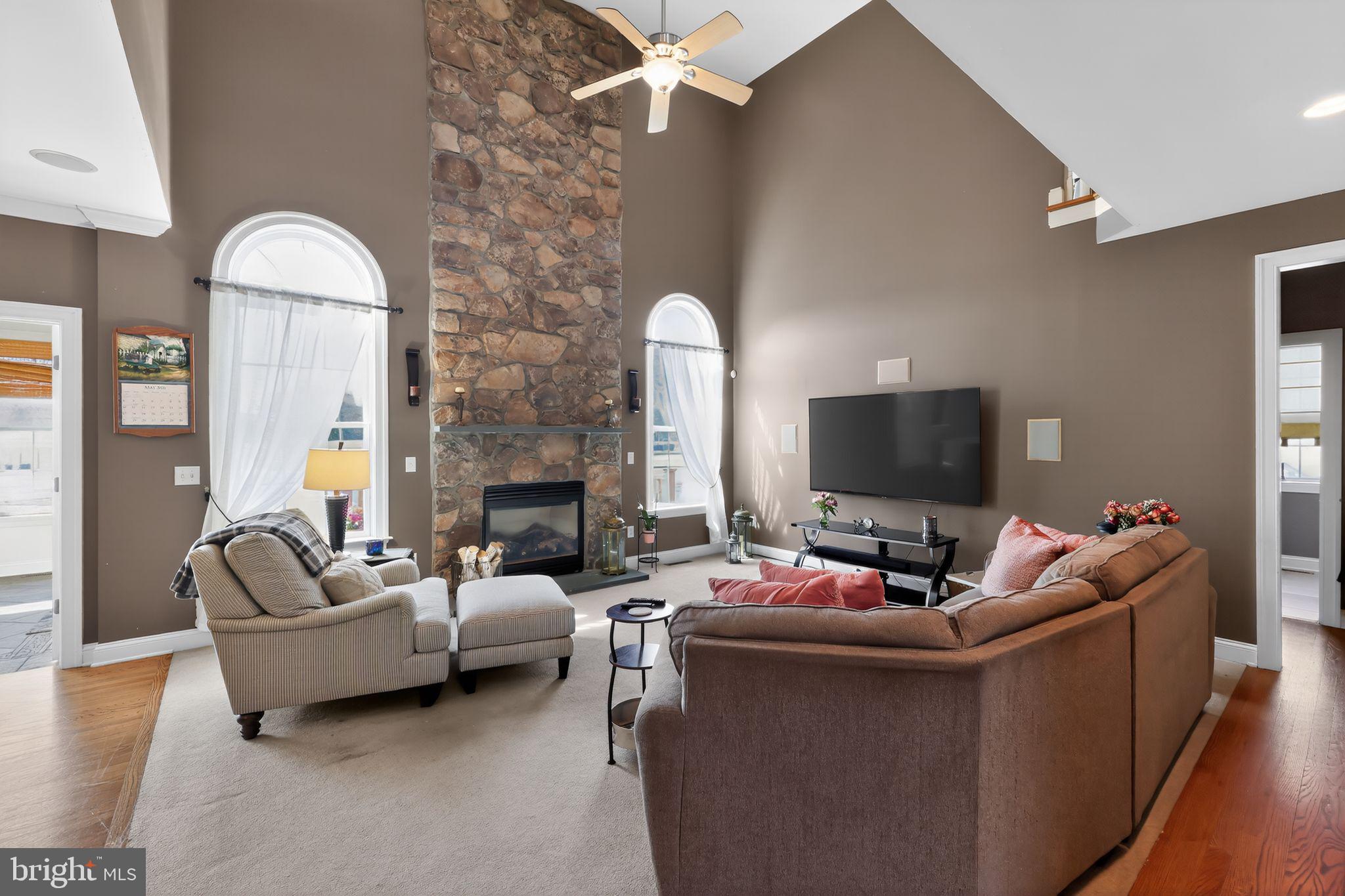 ROCKLAND HILLS - Residential