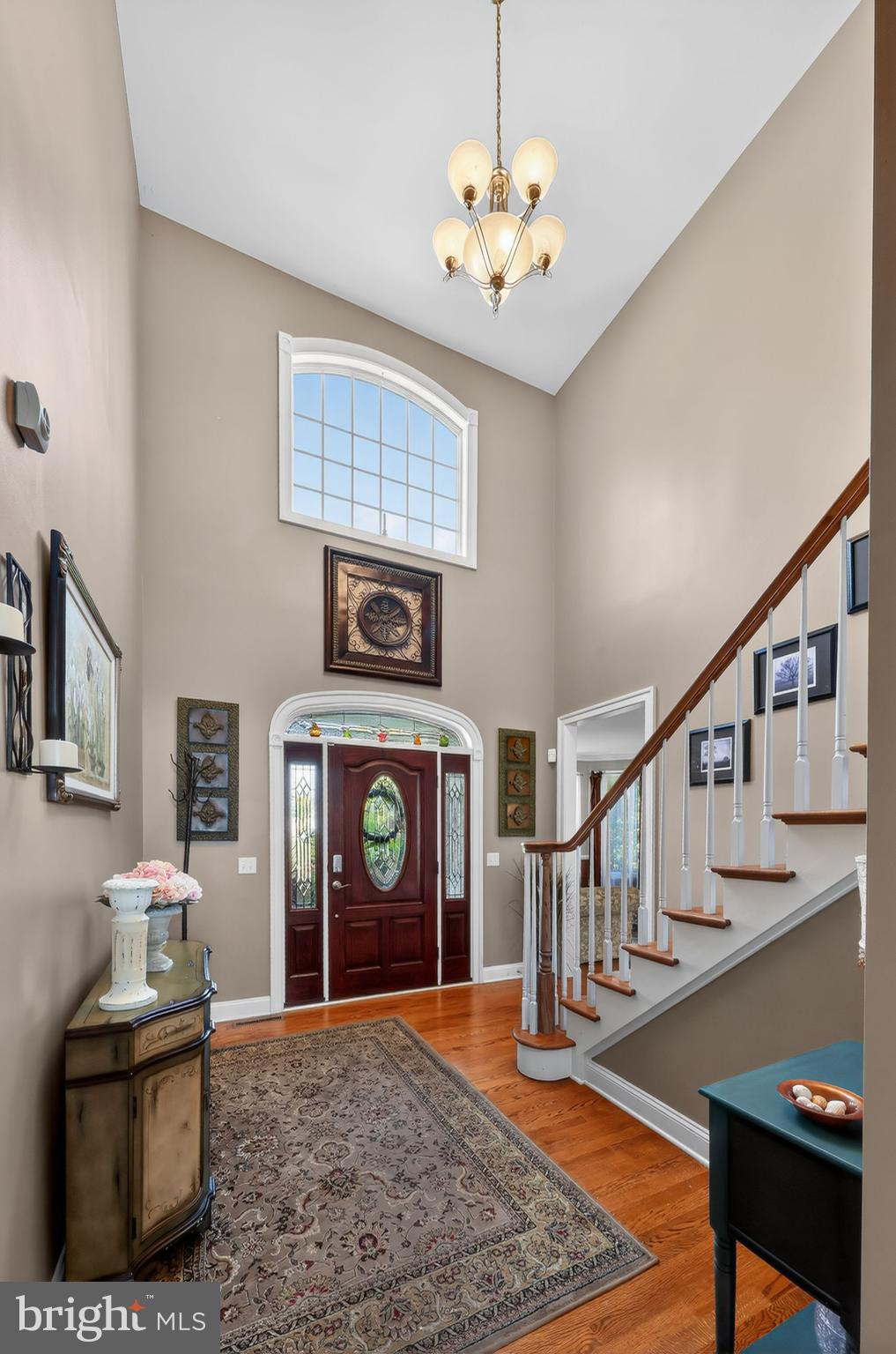 299 RIDGEWOOD DRIVE